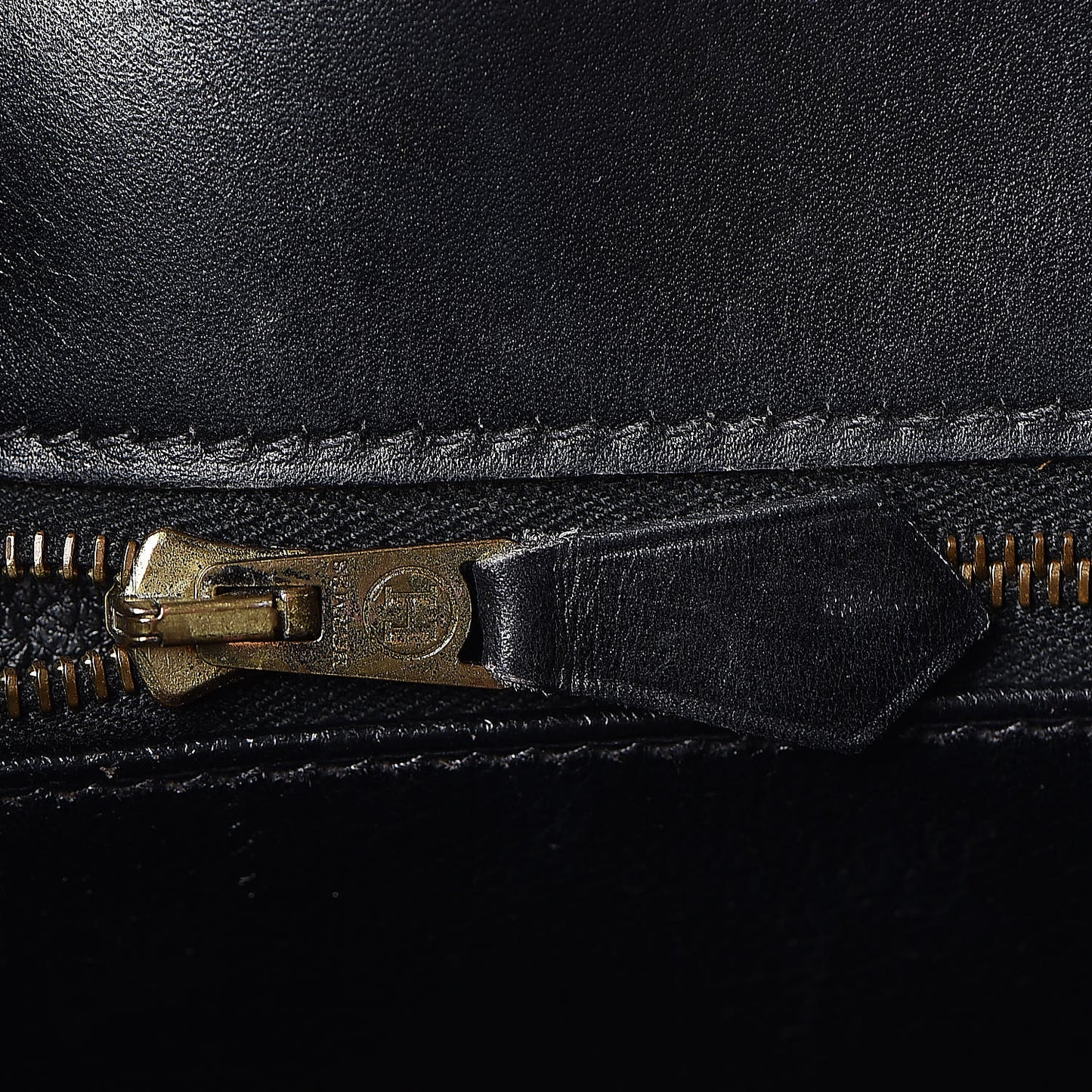 Box Kelly Sellier 32 Black