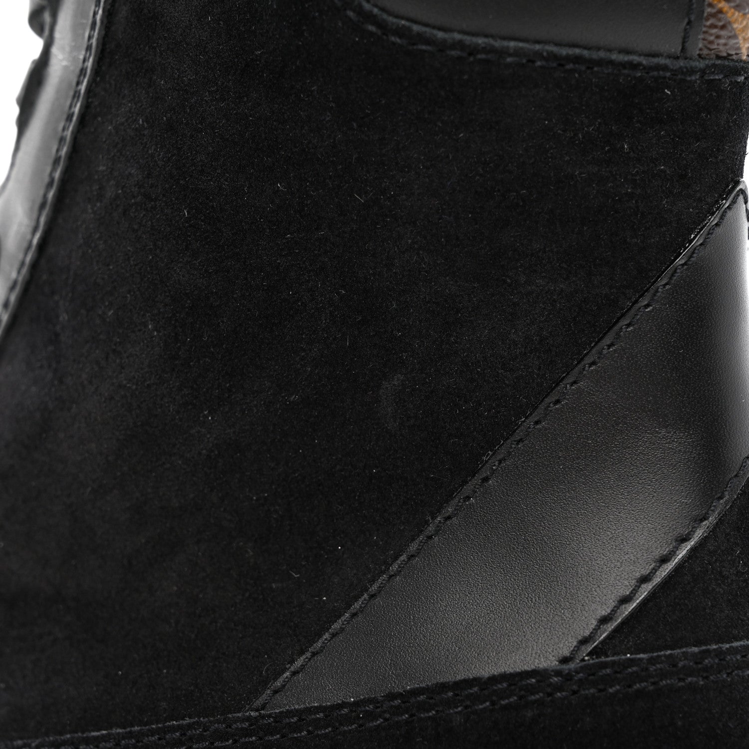 Louis Vuitton Suede Calfskin Monogram Laureate Platform Desert Boots 41 Black 11 of 13