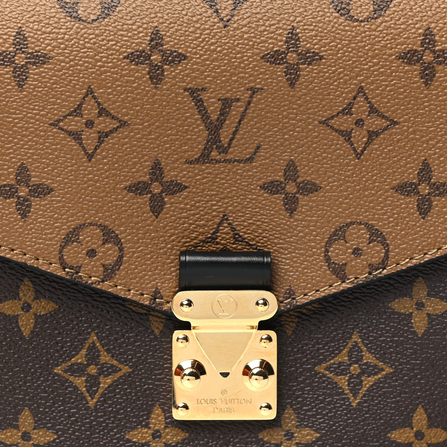 Reverse Monogram Pochette Metis