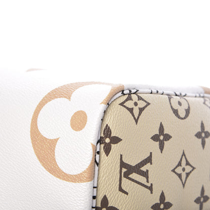 Louis Vuitton Monogram Giant Speedy Bandouliere 30 Kaki Beige 11 of 12