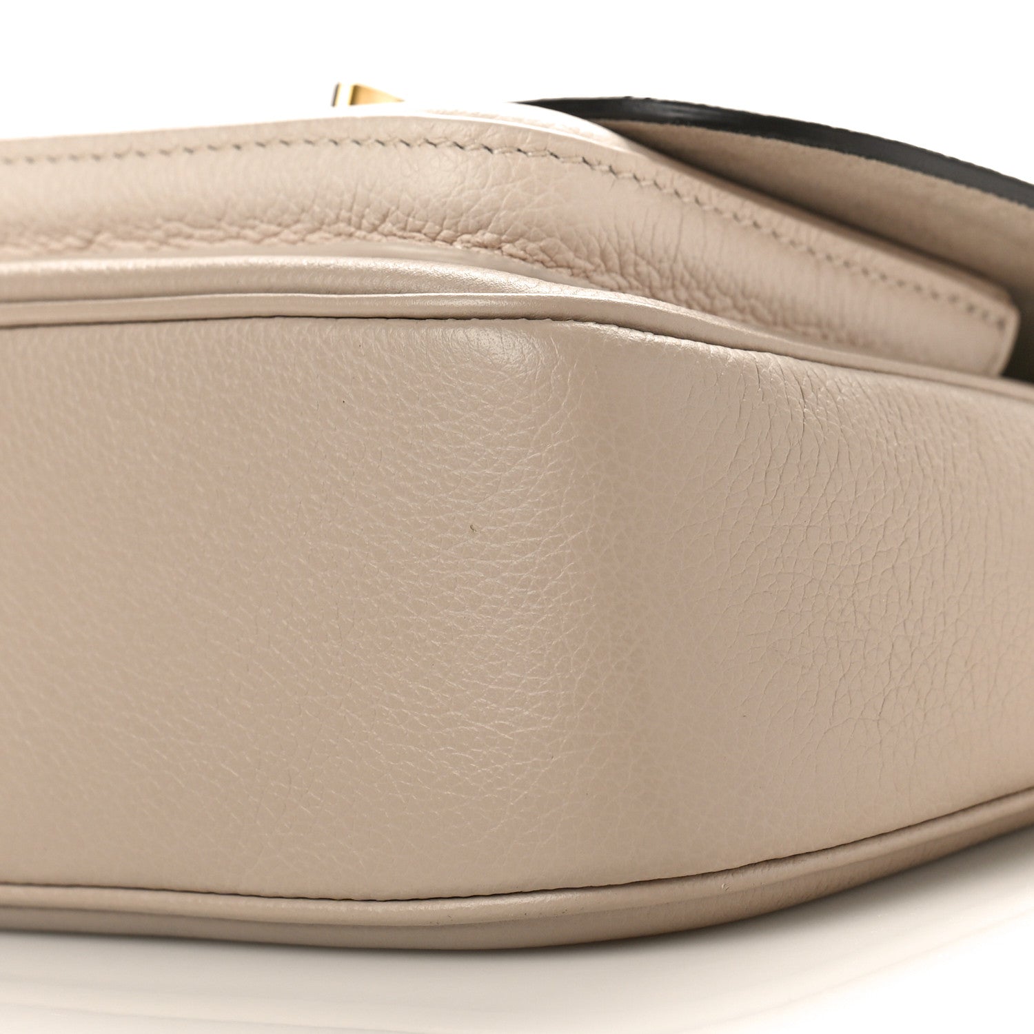 Louis Vuitton Grained Calfskin Lockme Tender Greige 9 of 10