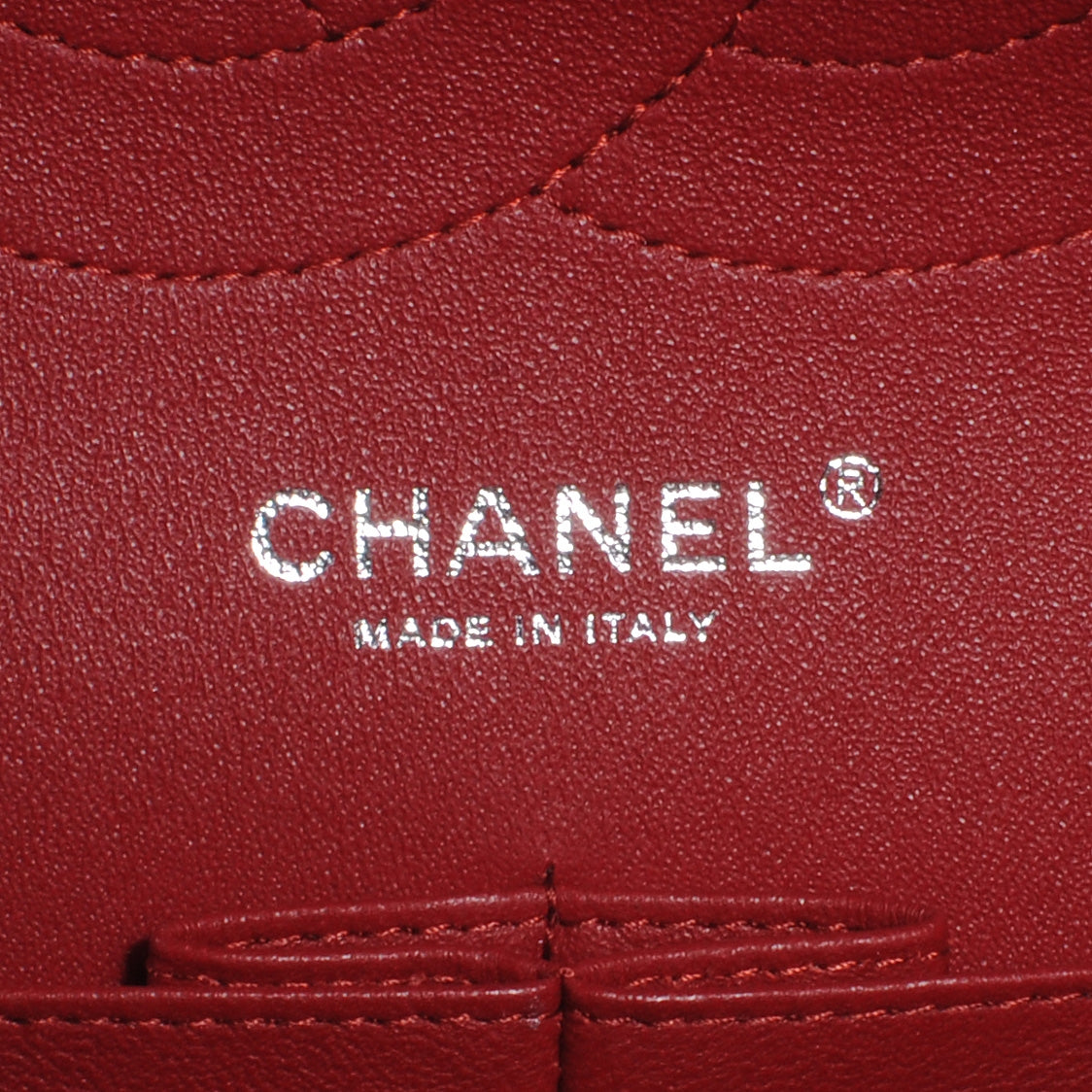 Caviar Jumbo Double Flap Red
