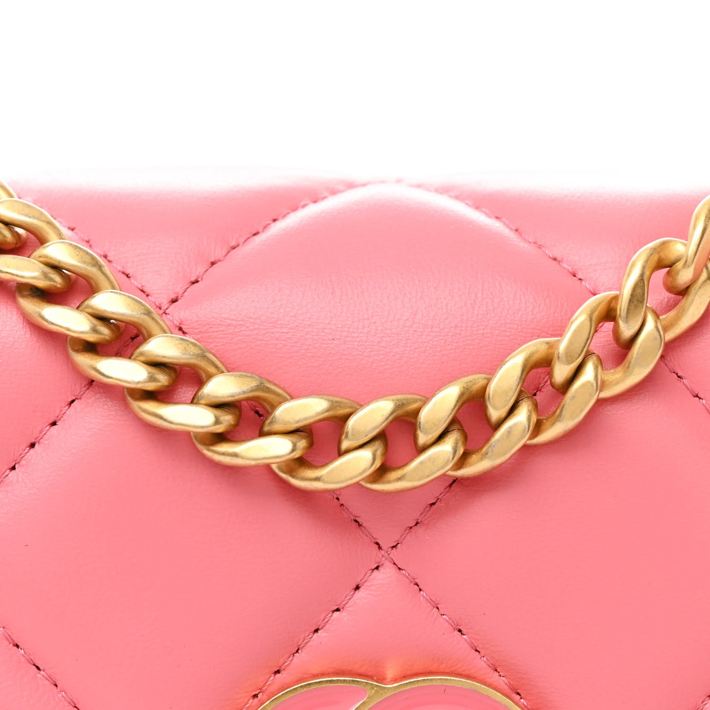 Lambskin Enamel Quilted Pending CC Clutch With Chain Pink