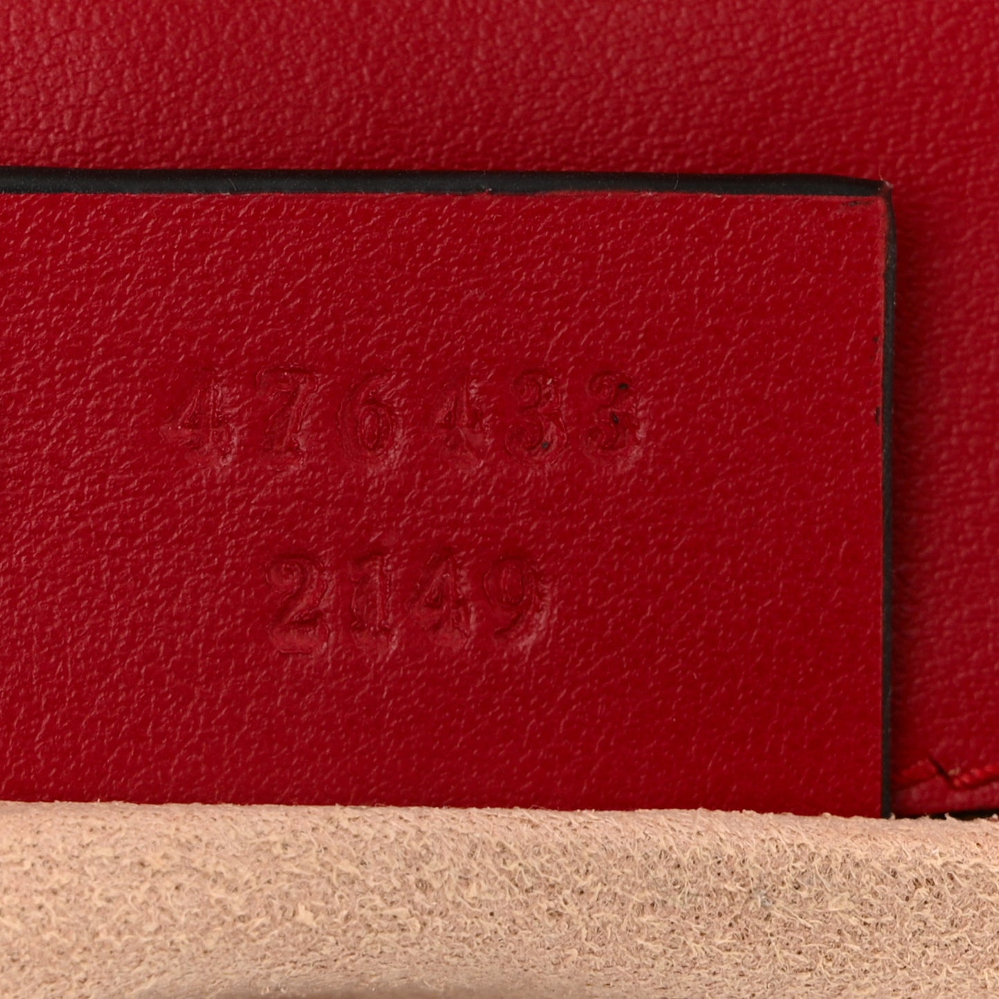 Calfskin Matelasse Super Mini GG Marmont Shoulder Bag Hibiscus Red