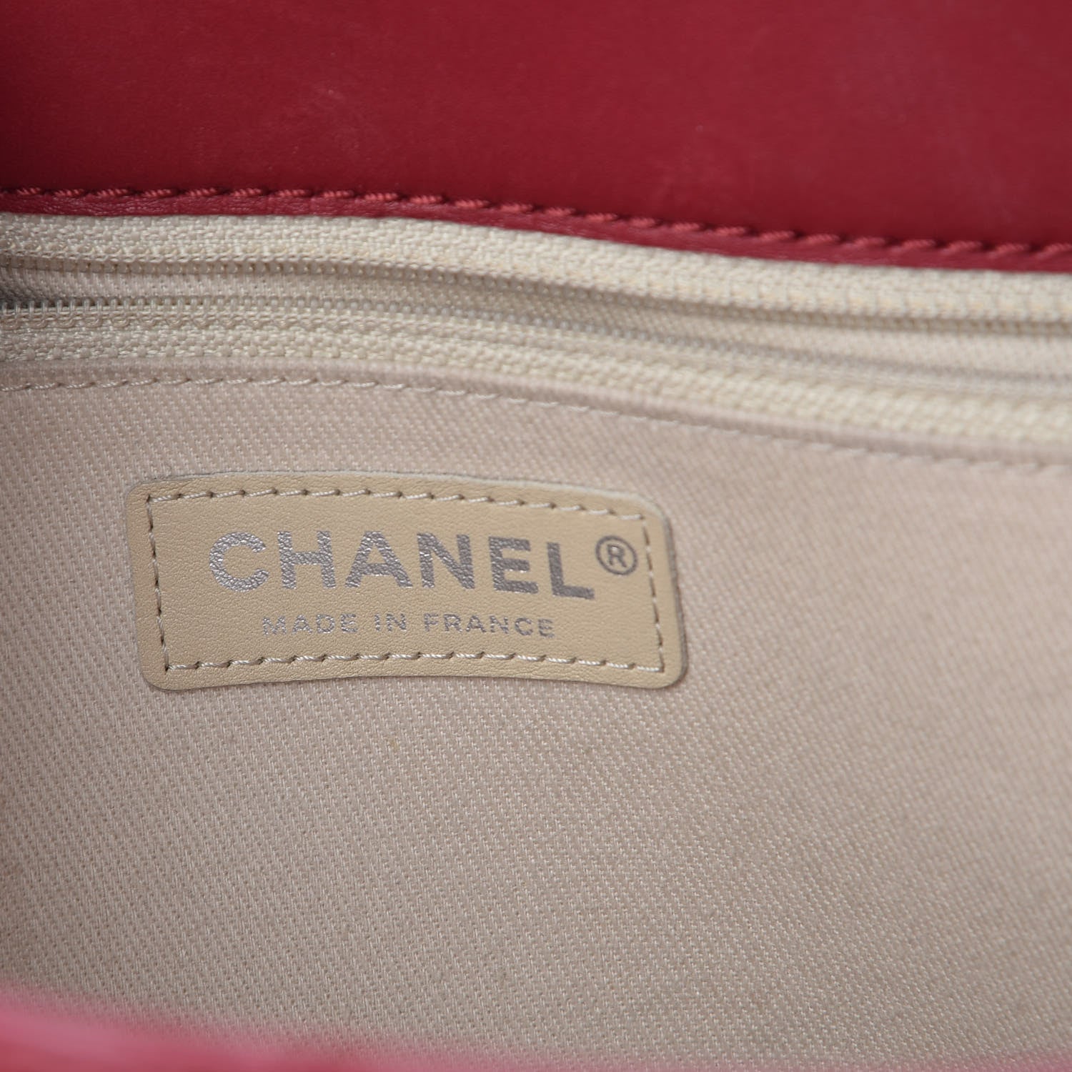 Chanel Calfskin Double Stitch Large Hamptons Flap Bag Red 6 of 10