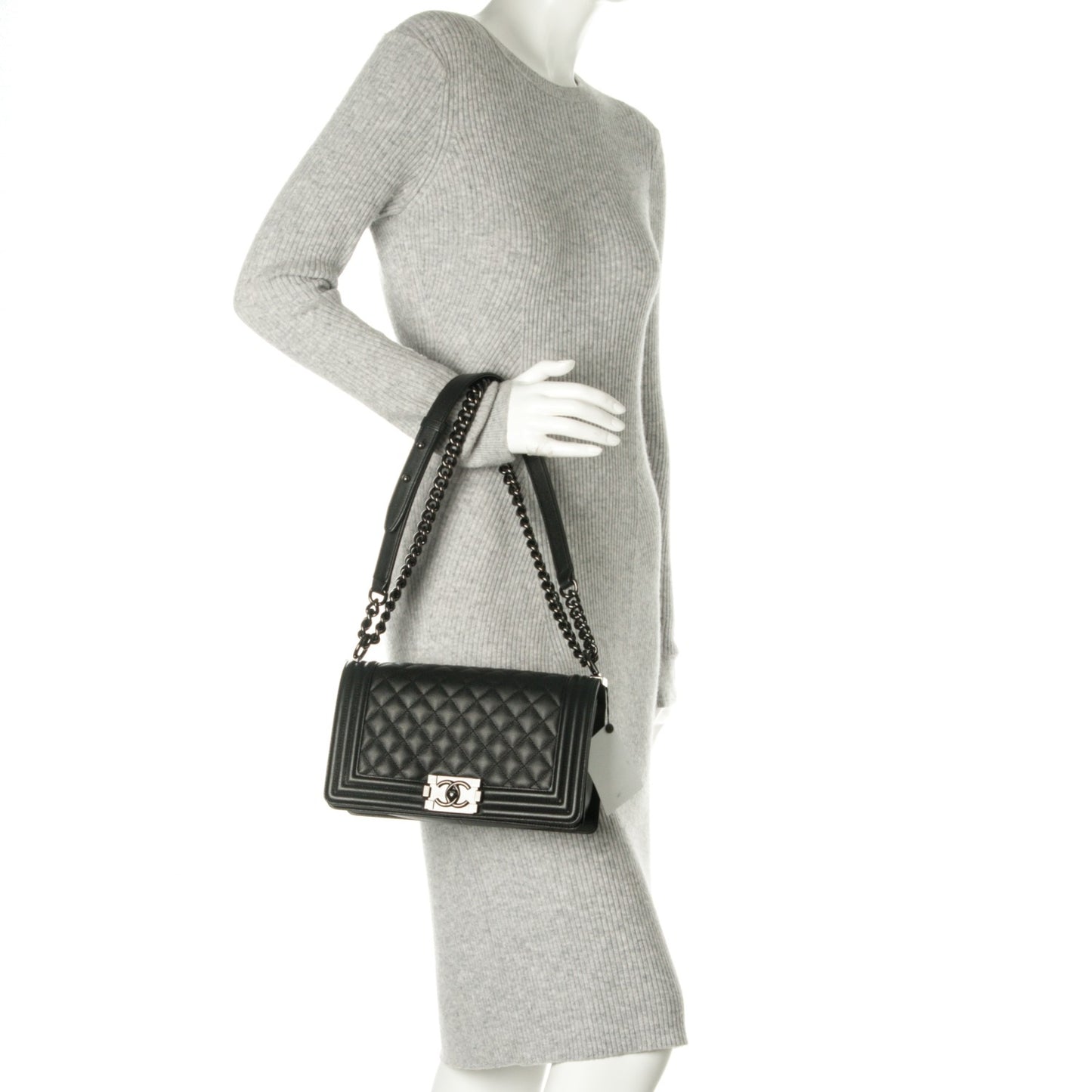 Caviar Quilted Medium Boy Flap So Black