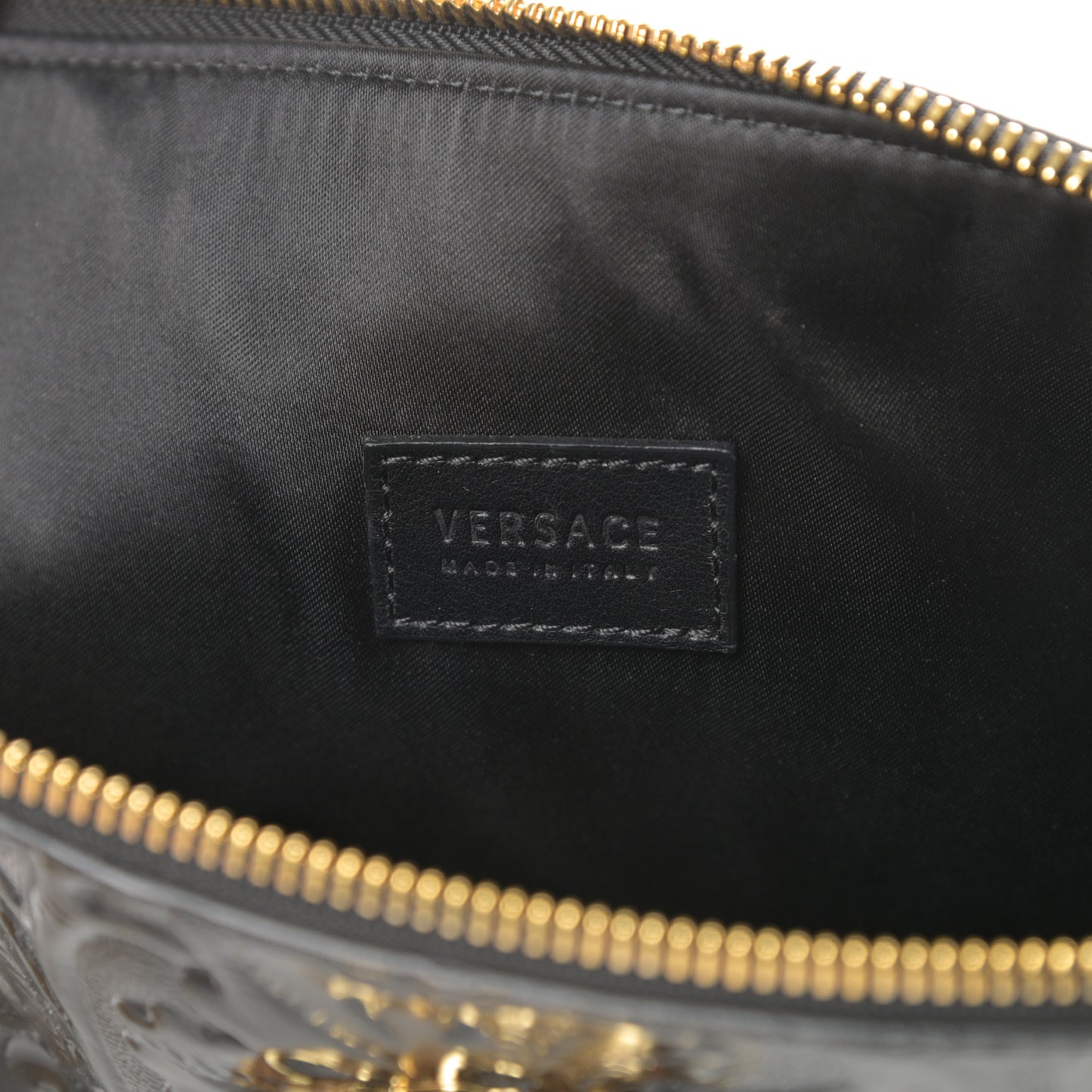 Grained Calfskin Embossed Palazzo Medusa Chain Pouch Black