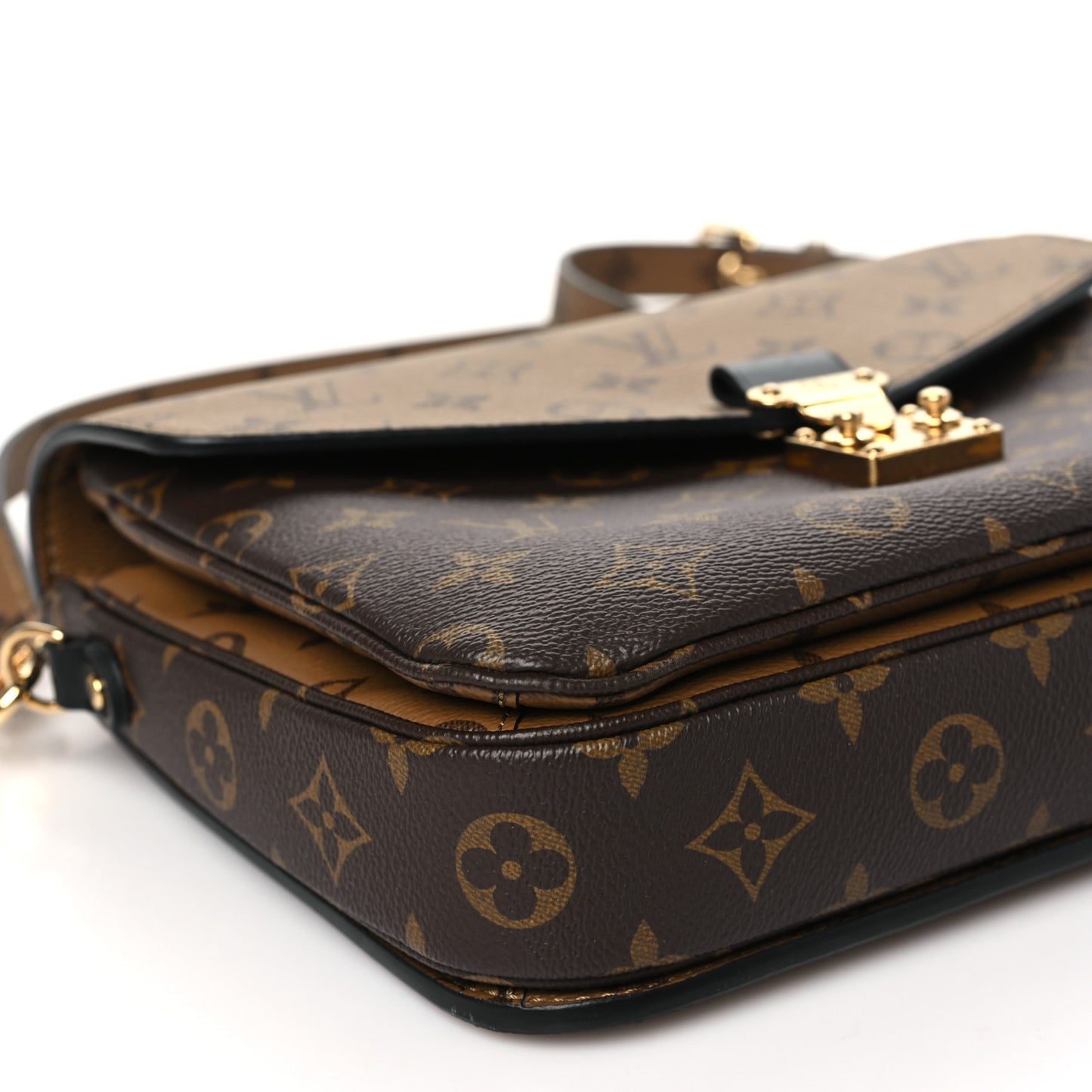 Reverse Monogram Pochette Metis