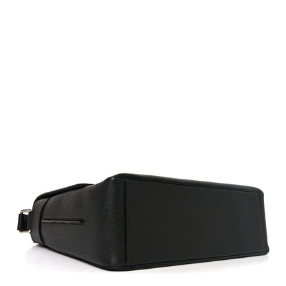 Louis Vuitton Taiga Roman MM Messenger Black 4 of 9