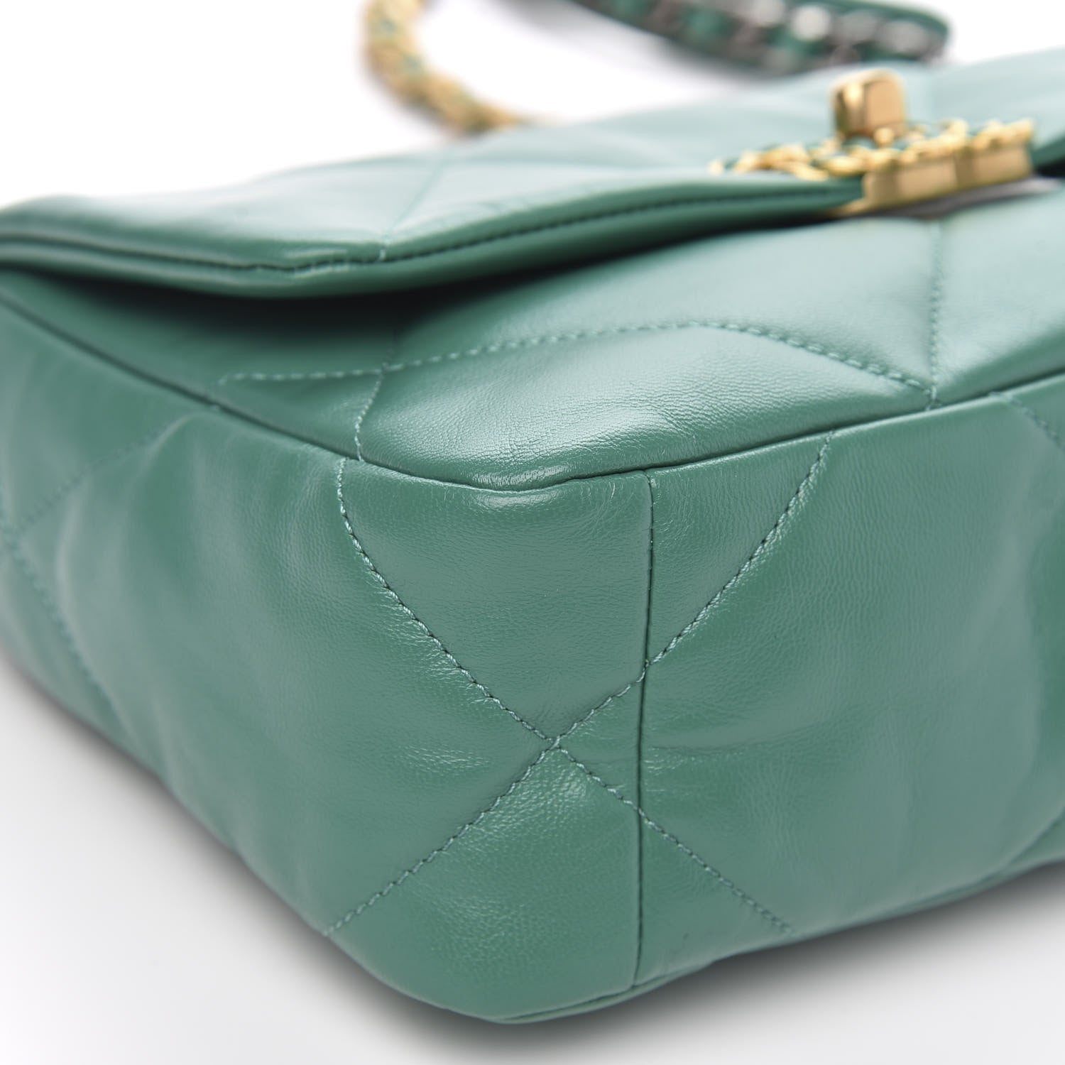 Chanel Lambskin Quilted Medium 19 Flap Green 8 of 11