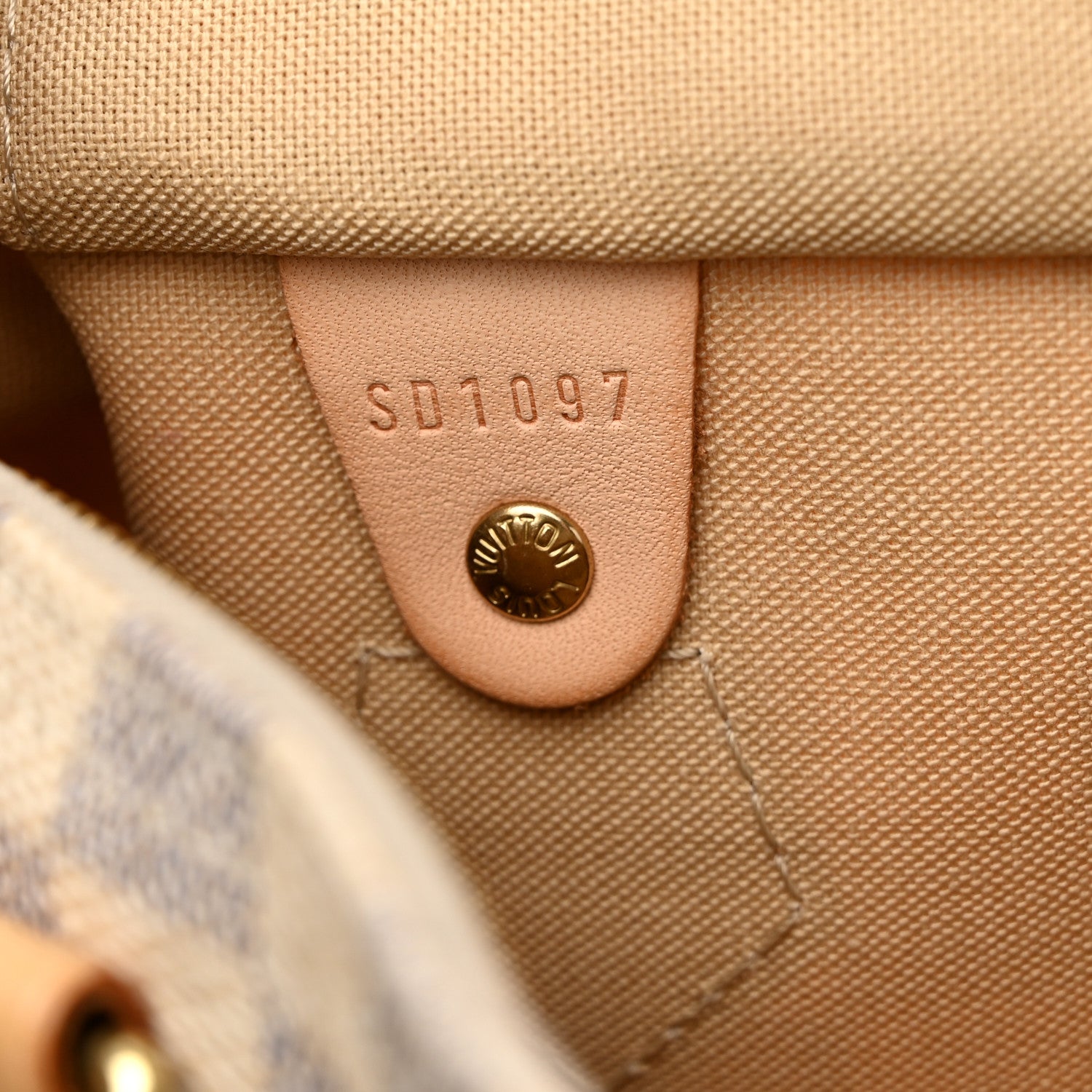 Louis Vuitton Damier Azur Speedy 30 7 of 13