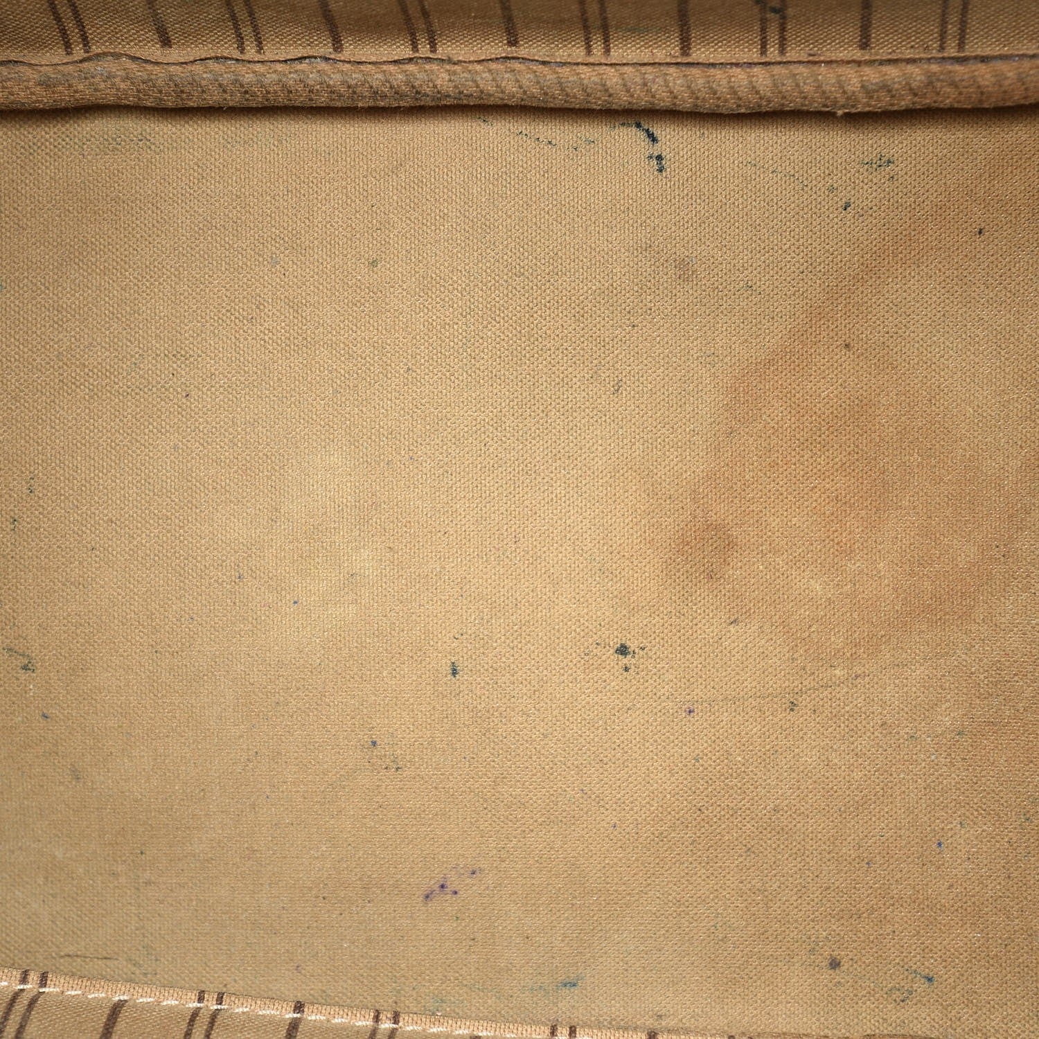 Louis Vuitton Monogram Neverfull MM 13 of 27