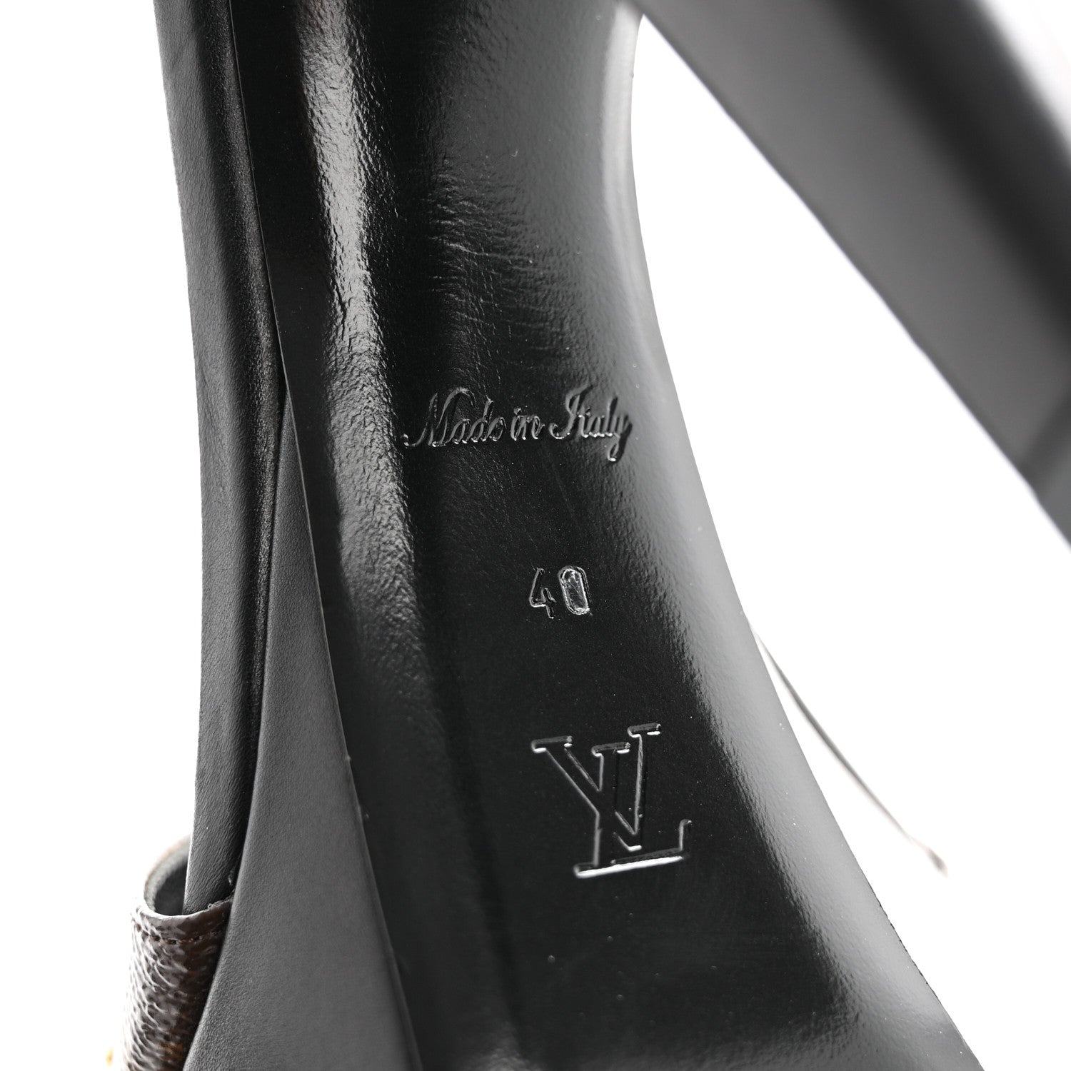 J*y様 LOUIS VUITTON ブラック ミュール Louis Vuitton Black Monogram Patent Leather Revival Mule