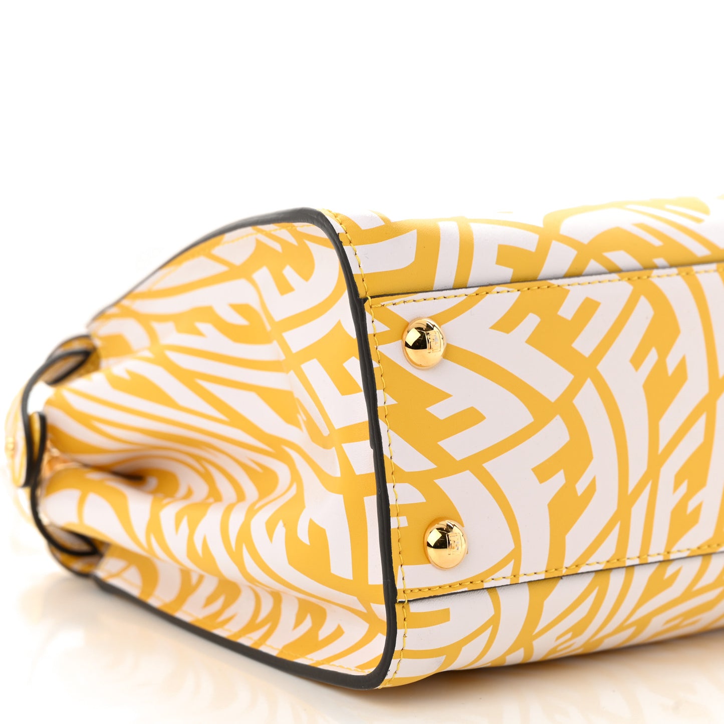 X SARAH COLEMAN Vitello Liberty Shiny Nappa Plexiglass FF Vertigo Mini Peekaboo Iconic Satchel Mimosa White