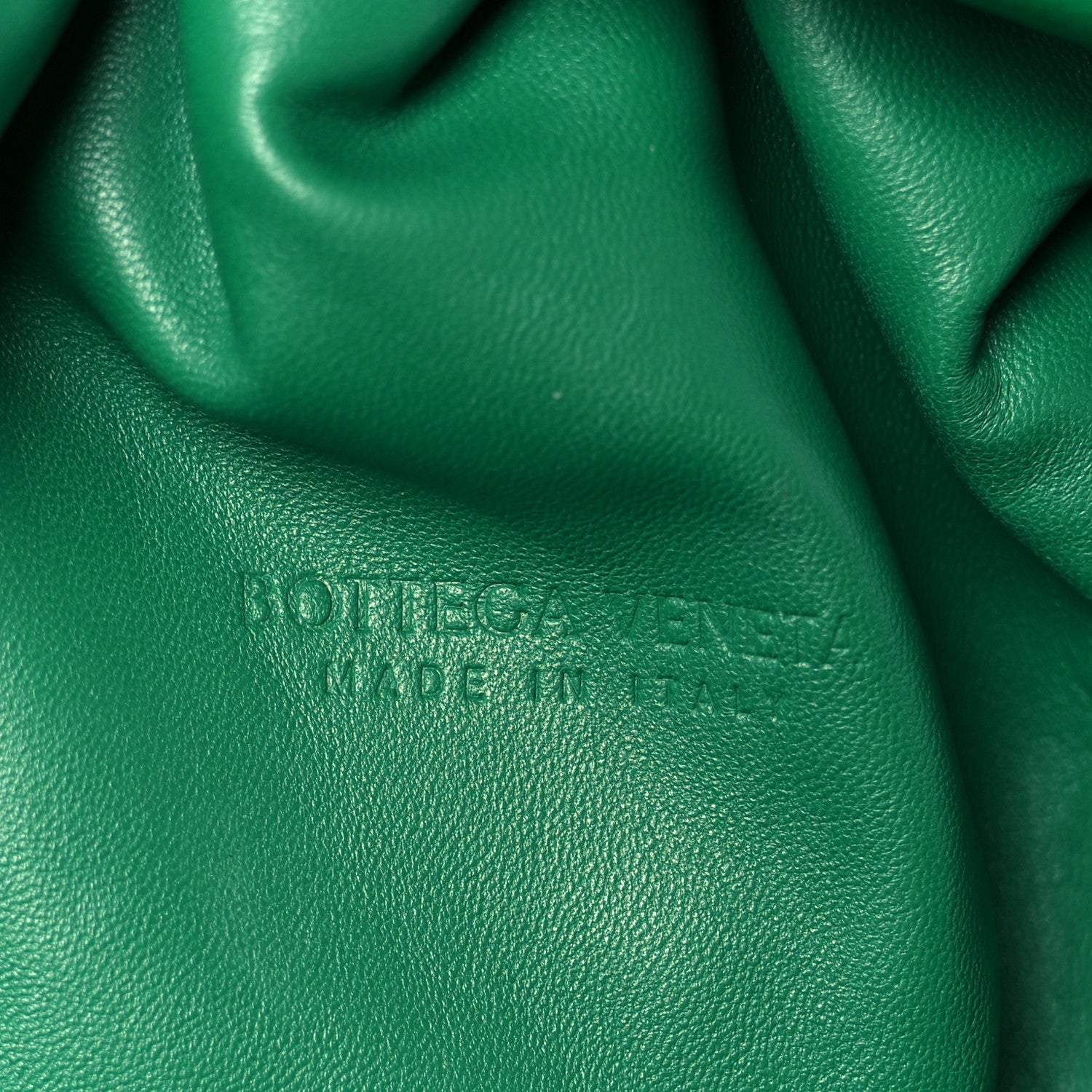 Bottega Veneta Nappa Maxi Intrecciato The Pouch Oversized Clutch Racing Green 6 of 11
