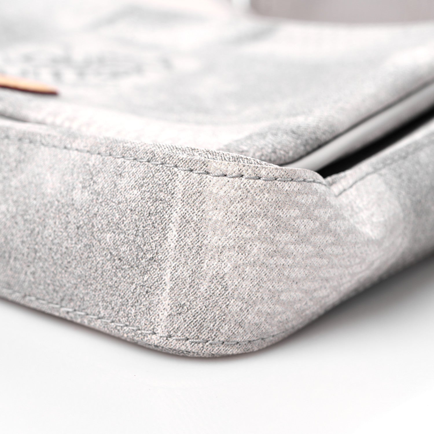 Louis Vuitton Damier Salt Trio Messenger Stone Grey 9 of 10