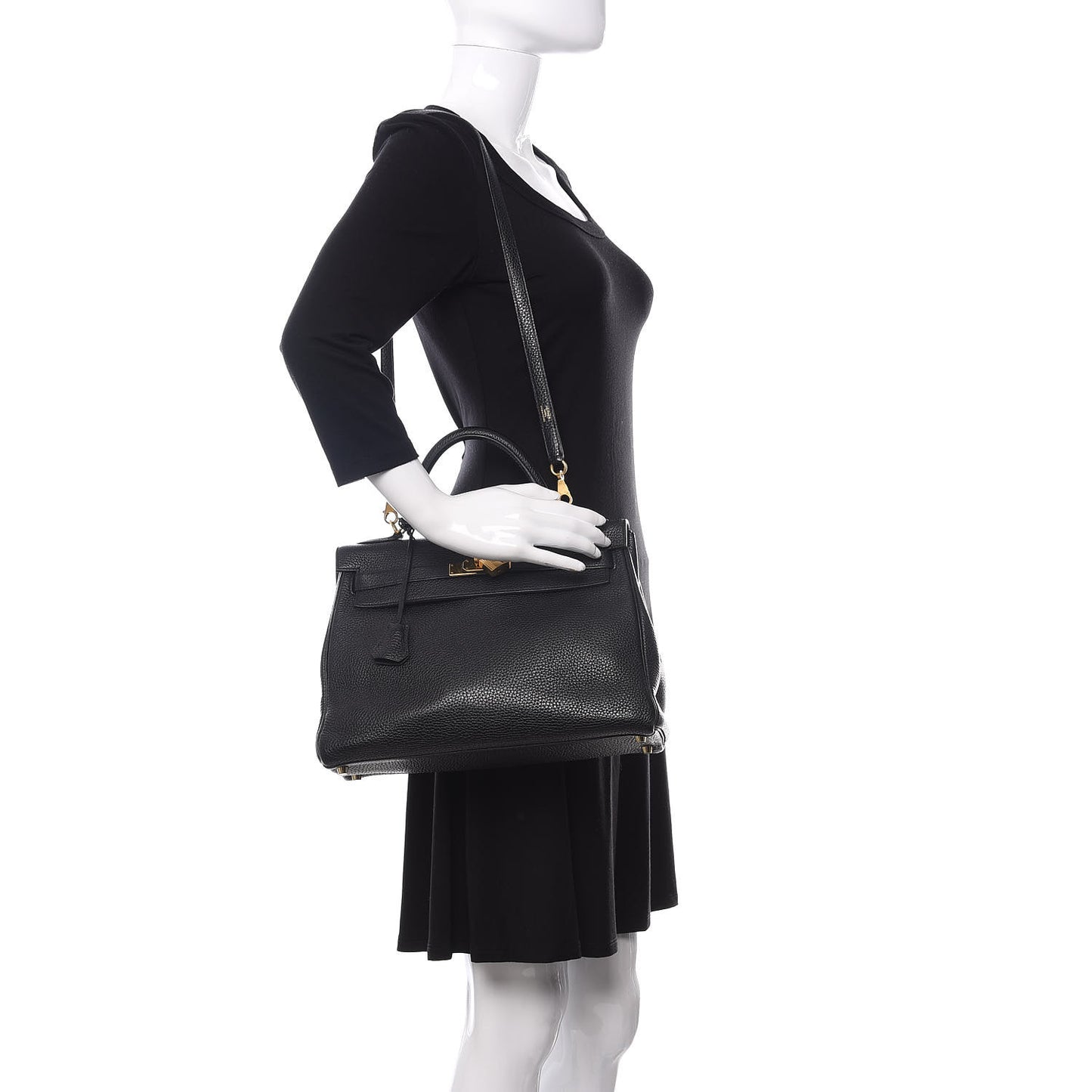 Togo Kelly Retourne 32 Black