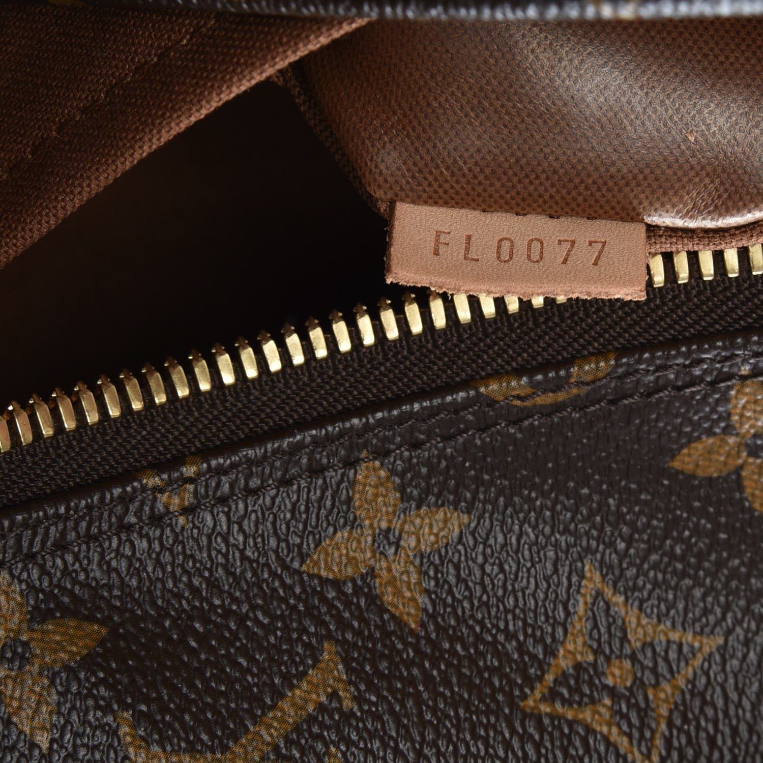 Louis Vuitton Monogram Eole 50 10 of 15