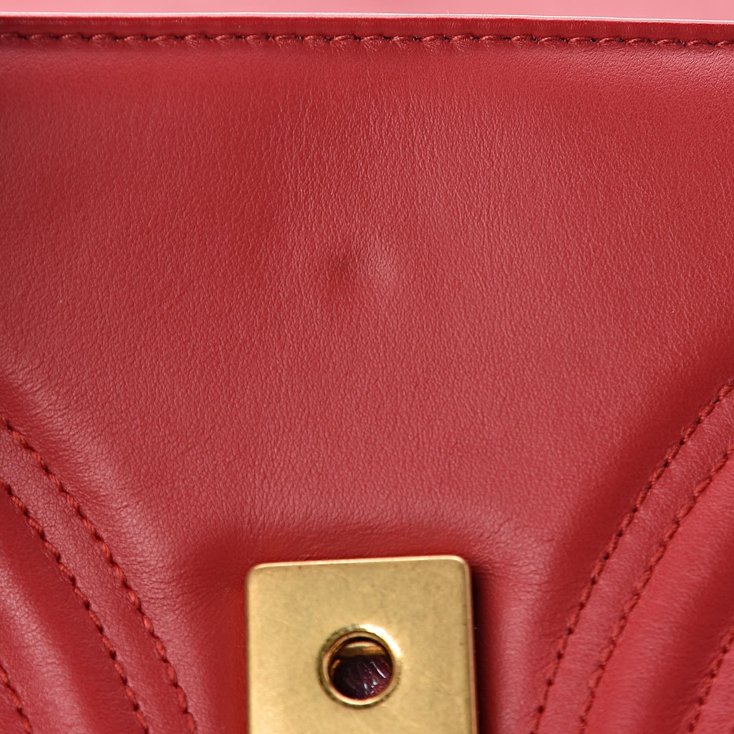 Calfskin Matelasse Mini GG Marmont Shoulder Bag Hibiscus Red