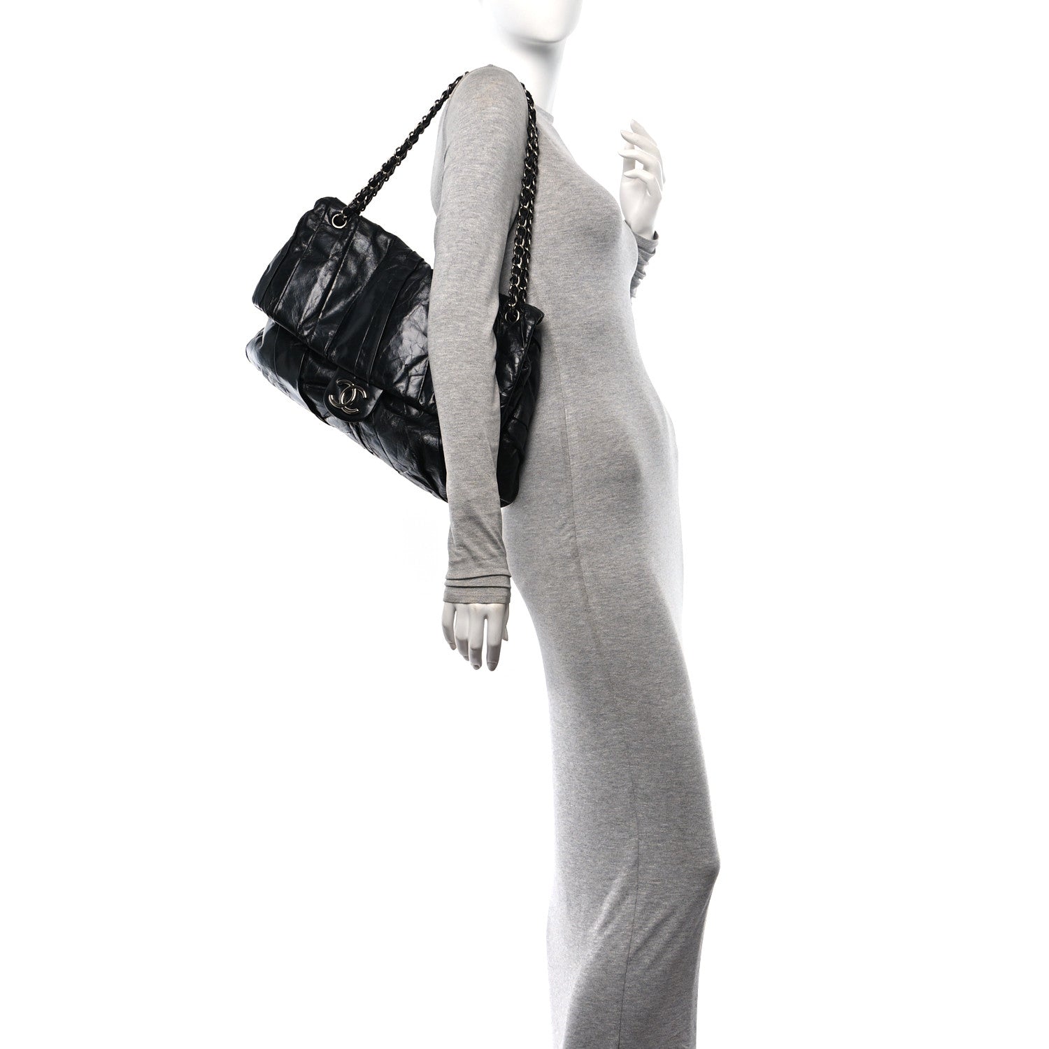 Chanel Glazed Calfskin Twisted Maxi Flap Black 2 of 10