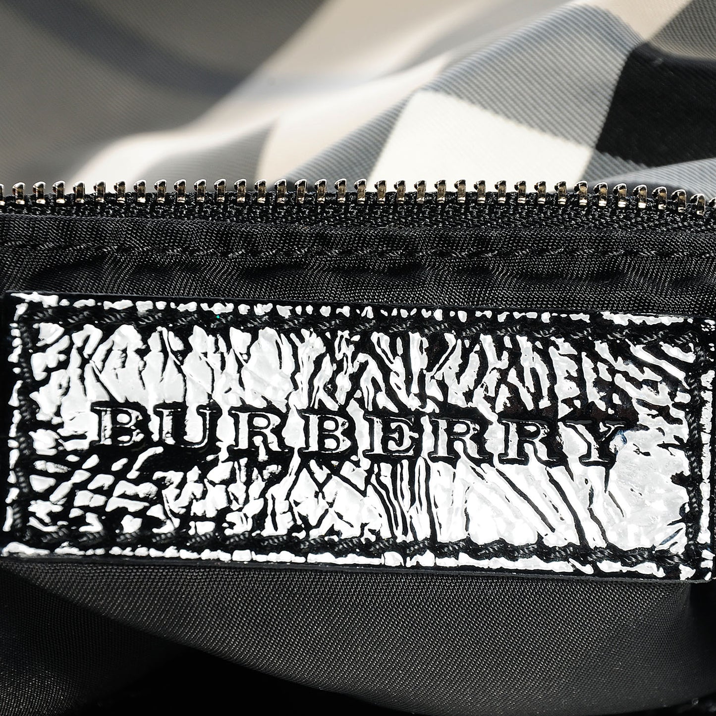Beat Check Small Brooklyn Hobo Black