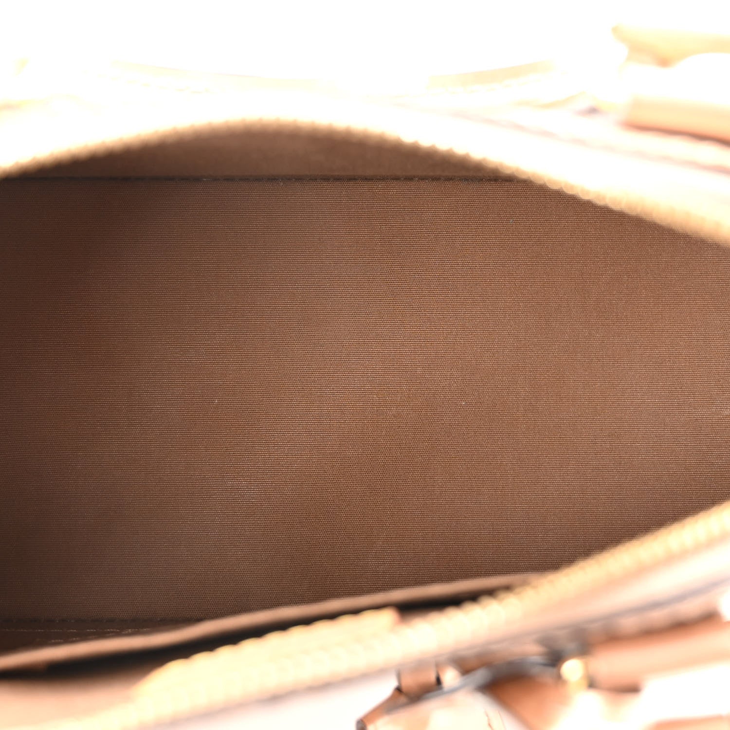 Louis Vuitton Vernis Alma BB Beige Poudre 4 of 8