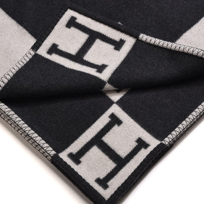 Hermes Wool Cashmere Avalon Blanket Ecru Gris Fonce 3 of 5