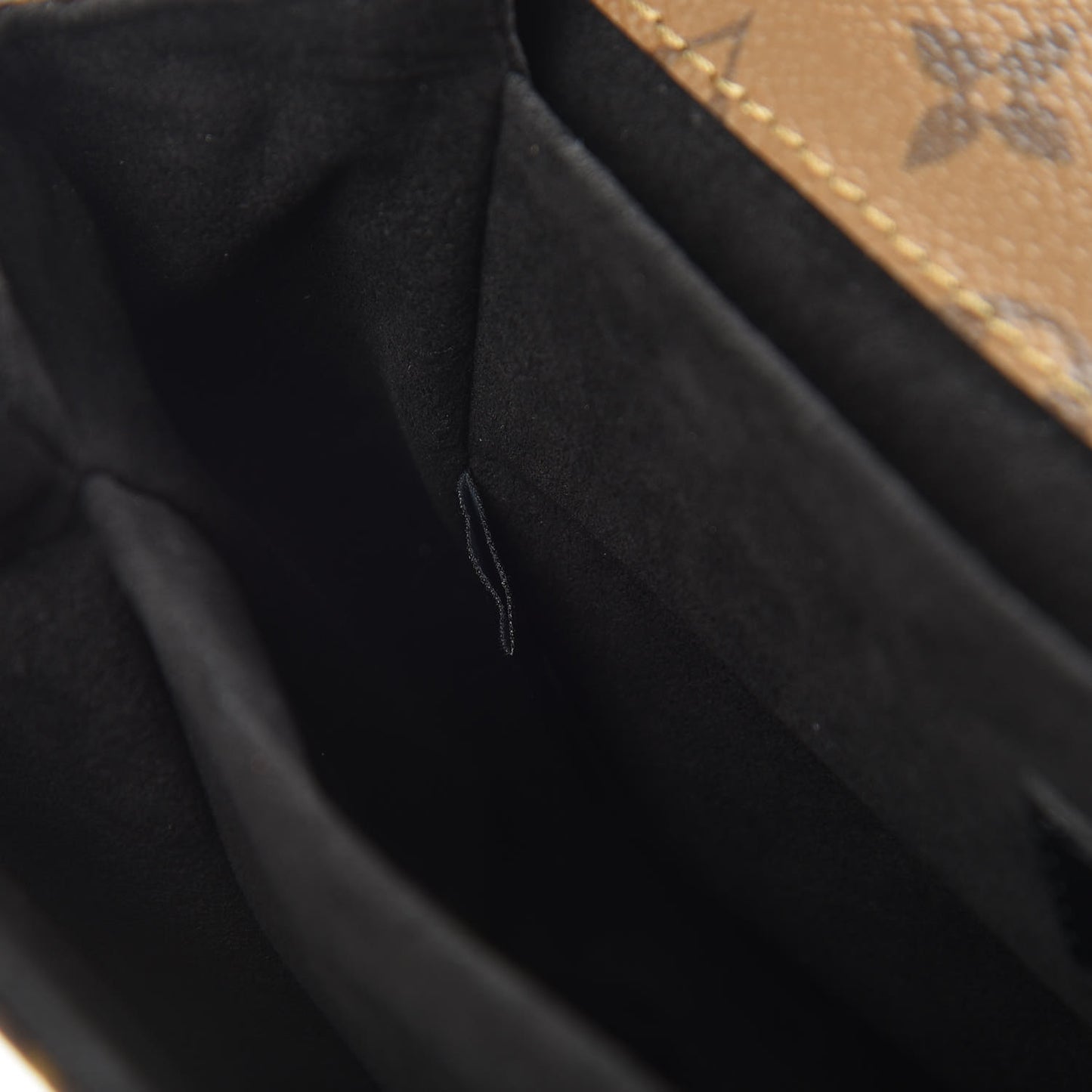 Reverse Monogram Pochette Metis