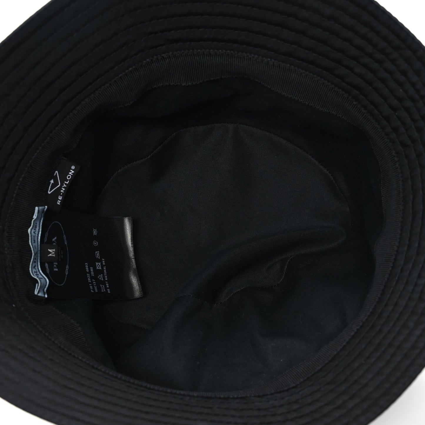Re-Nylon Metal Triangle Logo Bucket Hat M Black