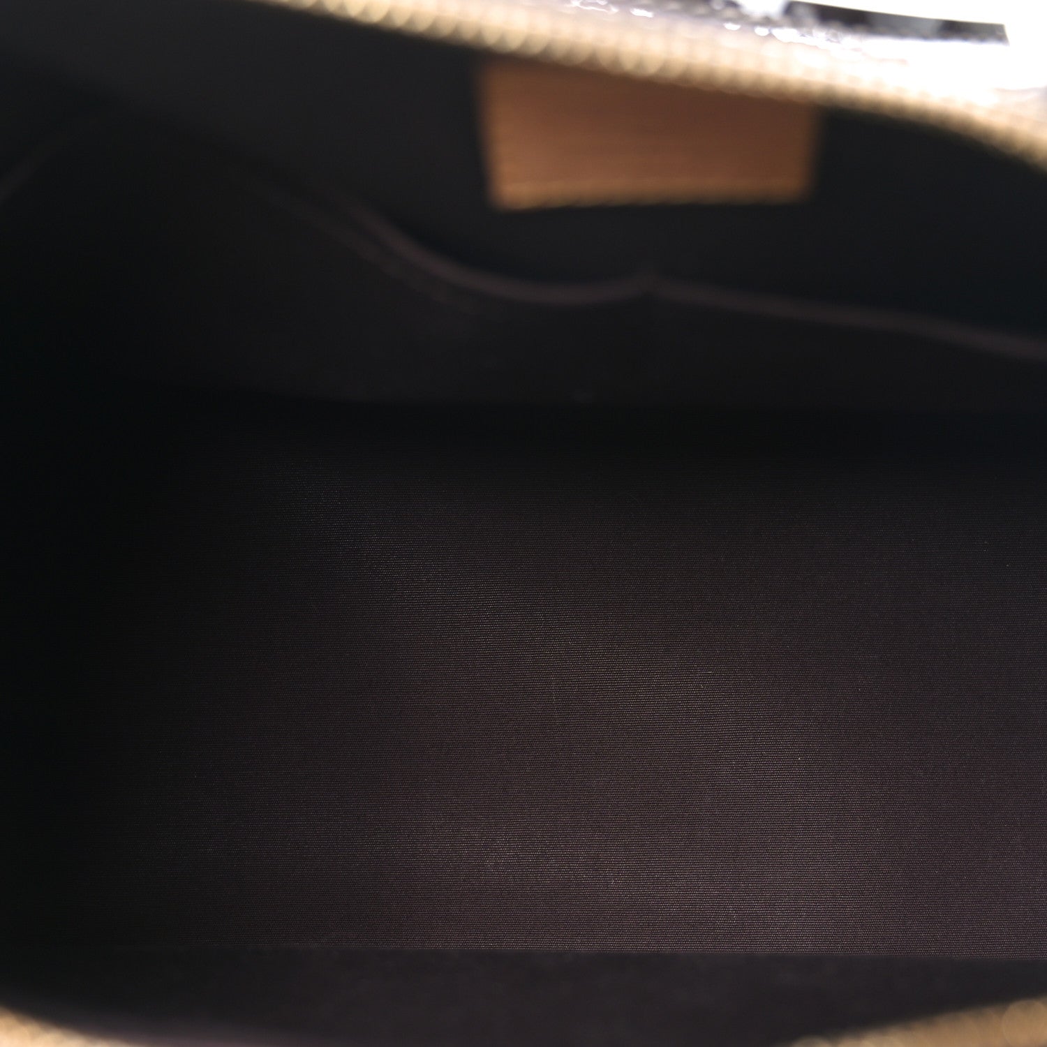 Louis Vuitton Vernis Alma PM Amarante 5 of 9