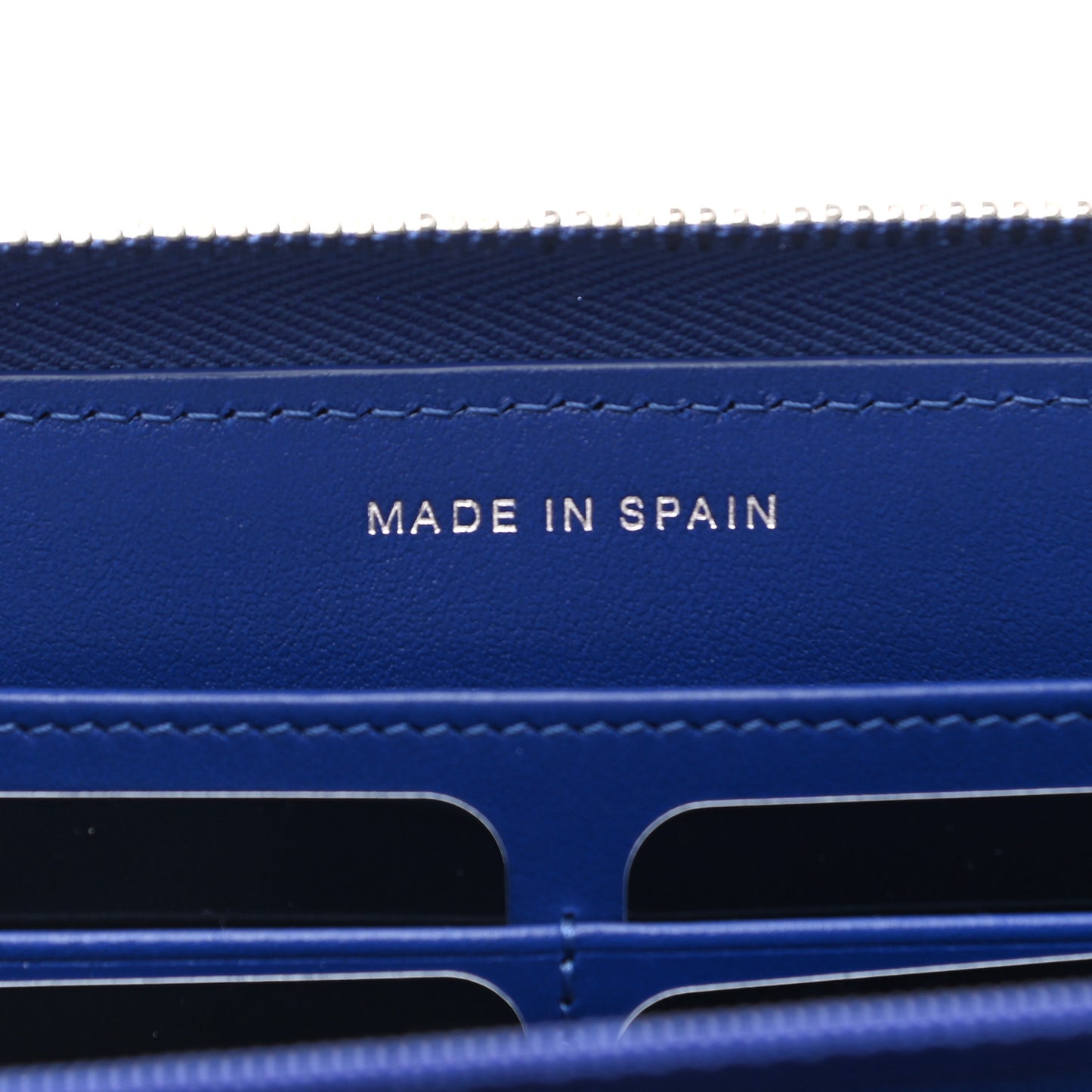 Caviar Quilted Large Gusset Zip Around Wallet Blue