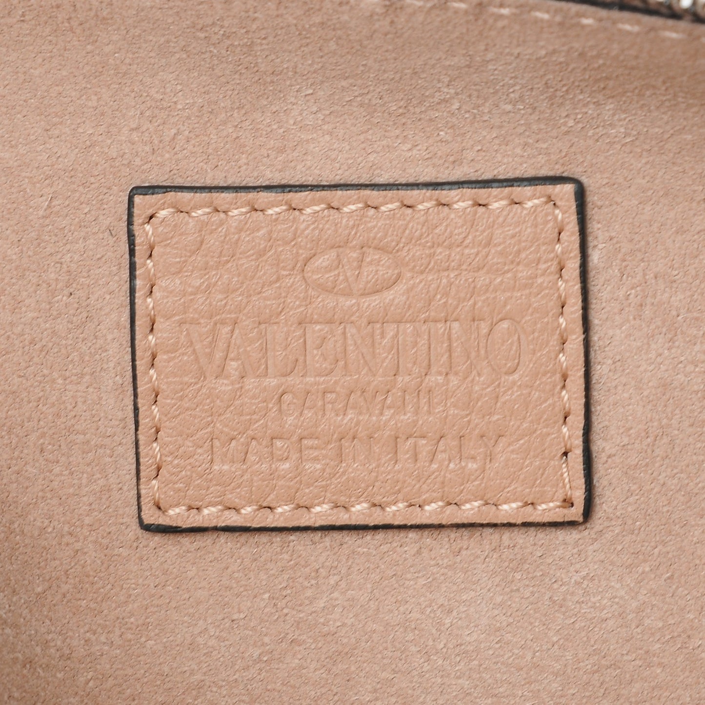 Pebbled Calfskin Large Rockstud Zip Pouch Soft Noisette