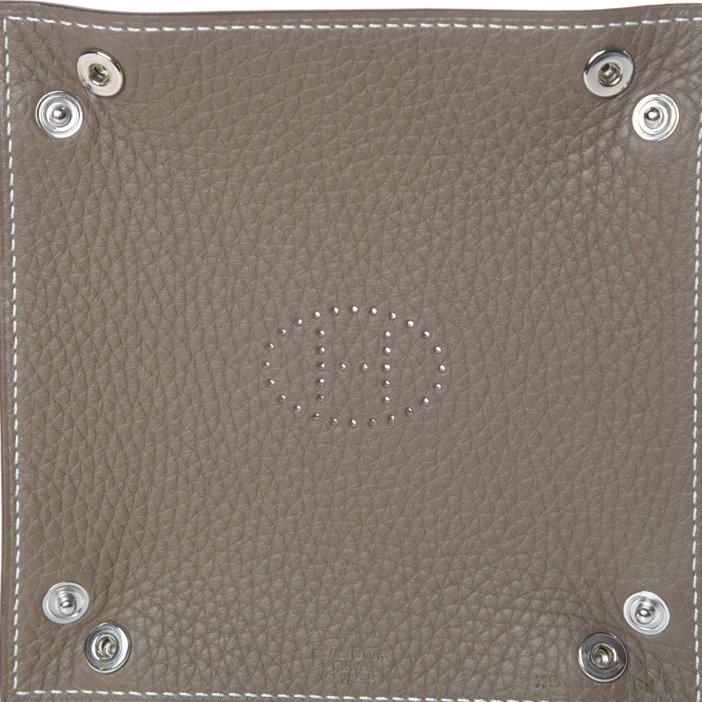 Taurillon Clemence Mises et Relances Change Tray Etoupe