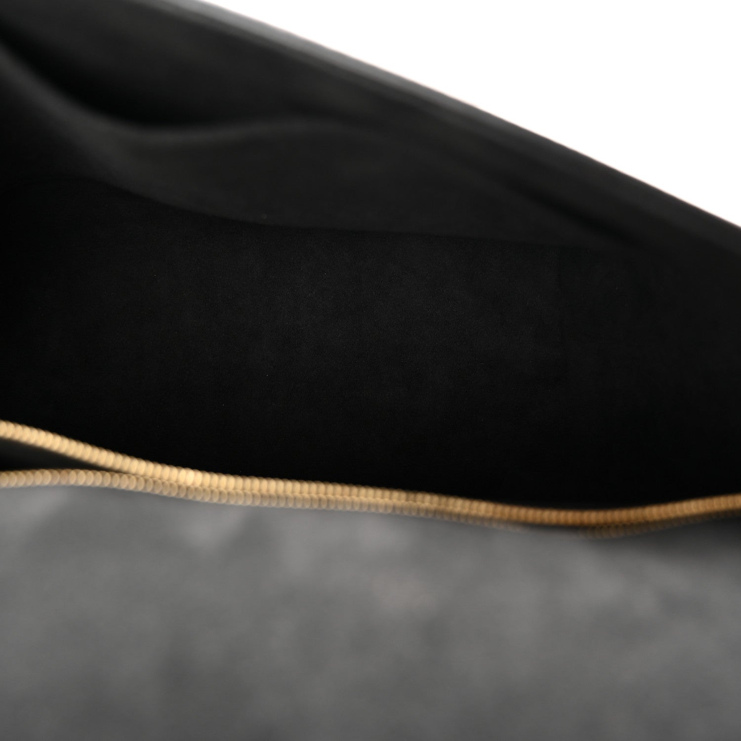 Louis Vuitton Taurillon Volta Black 5 of 9