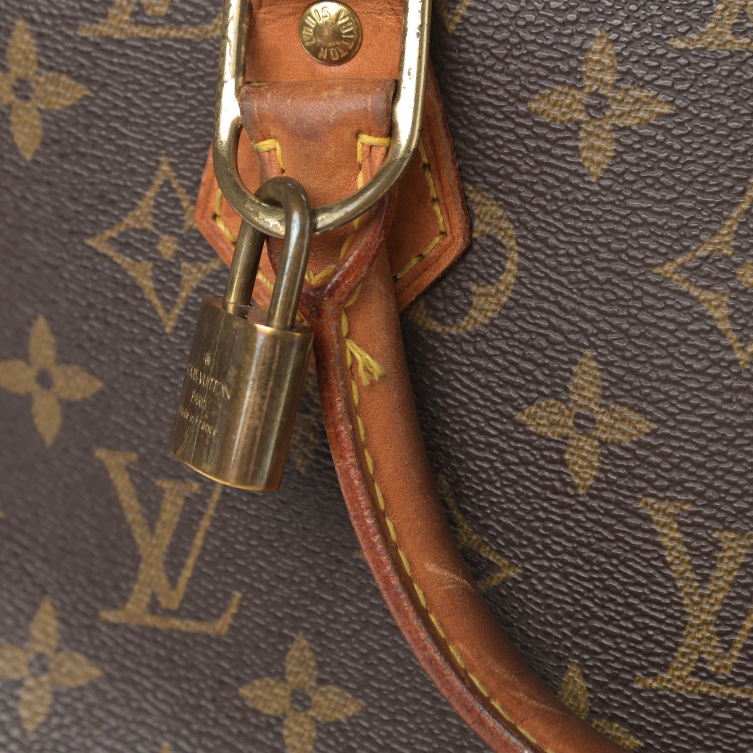 Louis Vuitton Monogram Alma PM 17 of 19