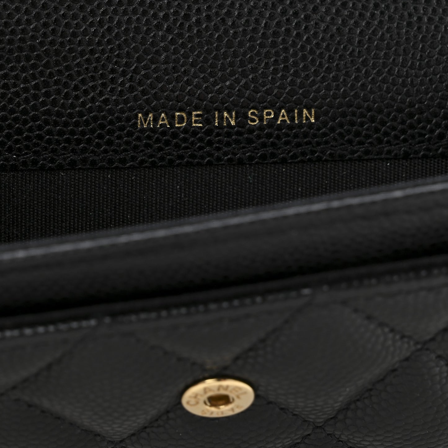 Caviar Quilted Boy Flap Card Holder Black