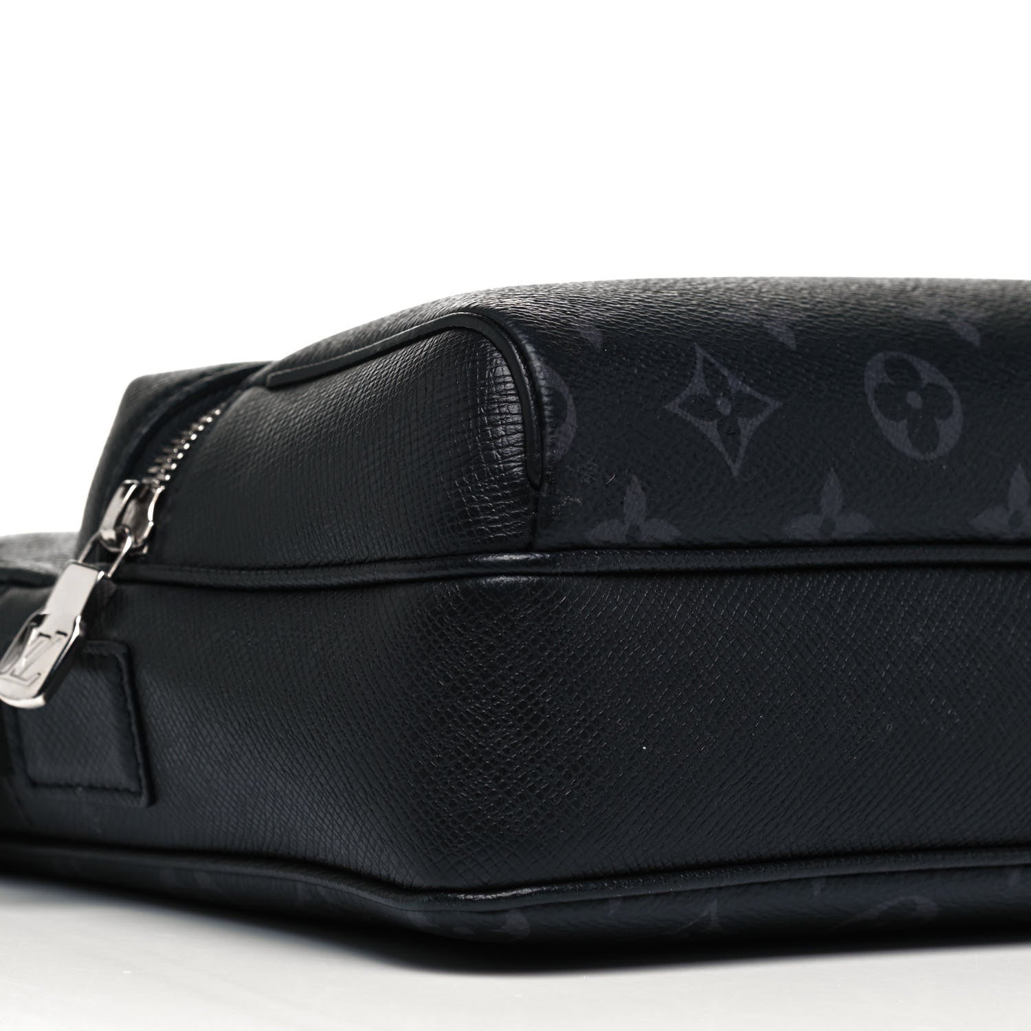 Louis Vuitton Taiga Monogram Eclipse Outdoor Messenger Black 5 of 9