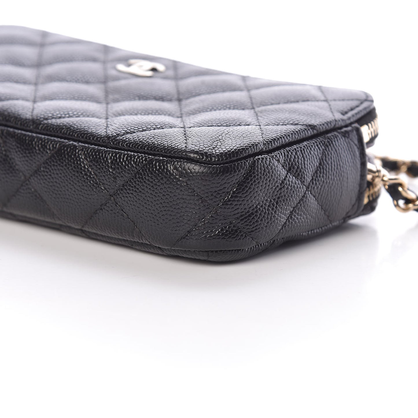 Caviar Quilted Small Clutch With Chain Black