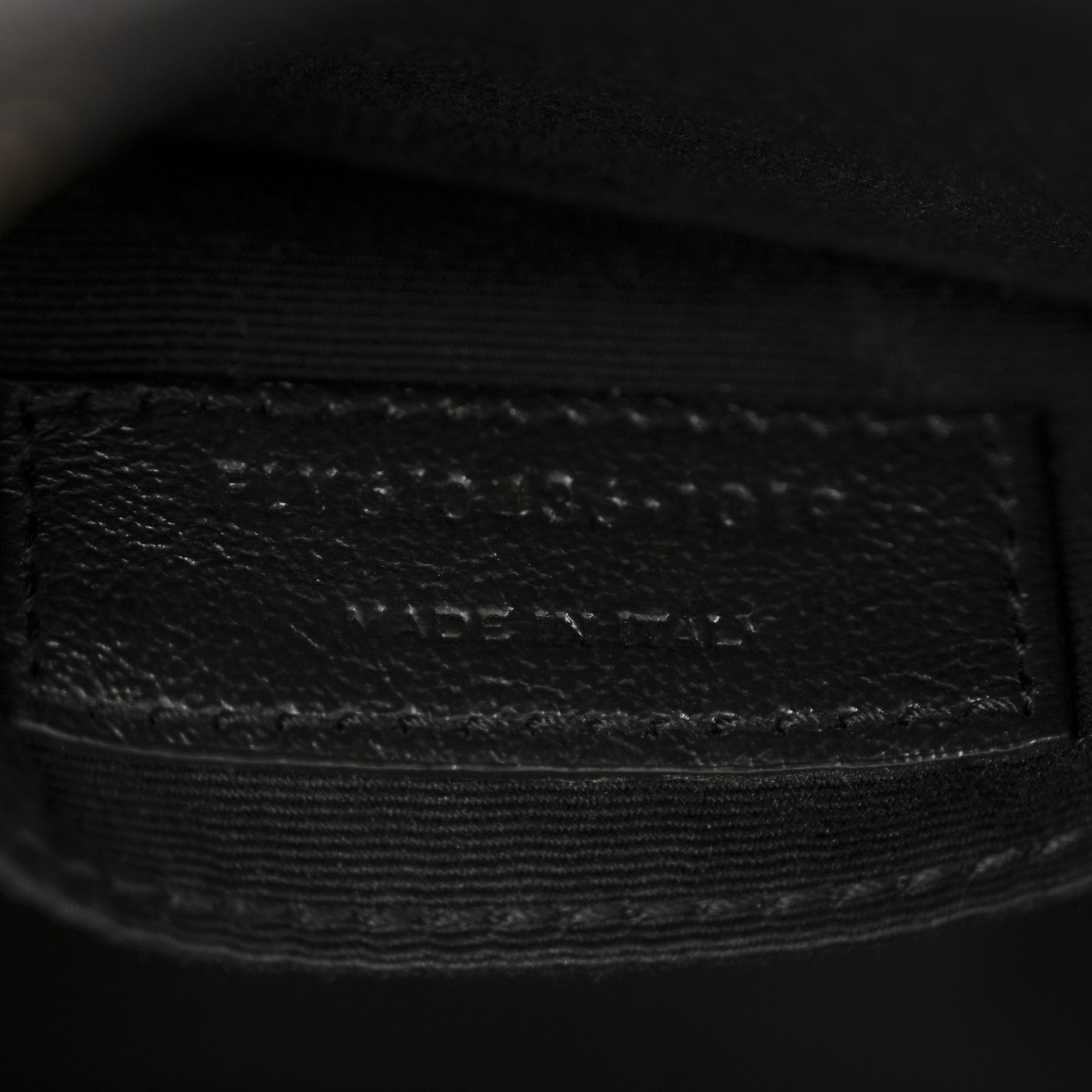 Saint Laurent Grain De Poudre Matelasse Chevron Quilted Round Vinyle Camera Bag Black 7 of 13