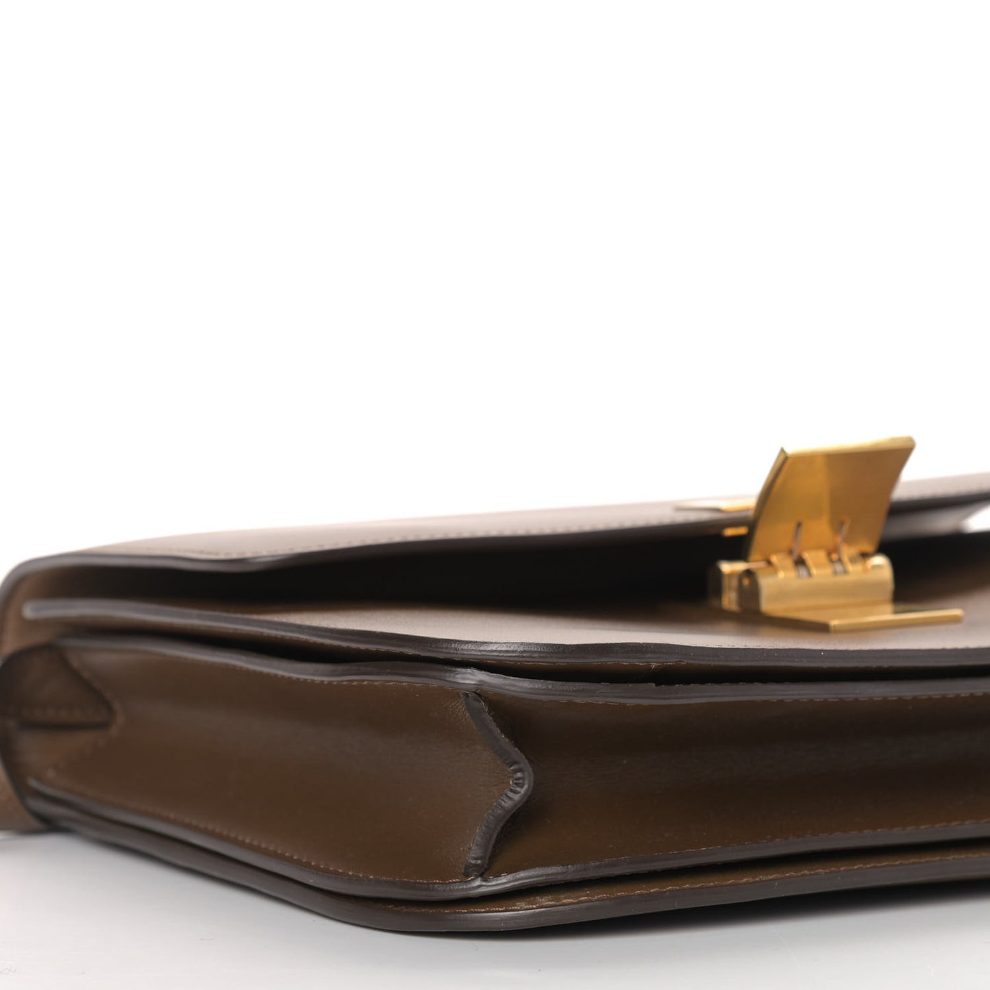 Box Calfskin Medium Classic Box Flap Bag Camel