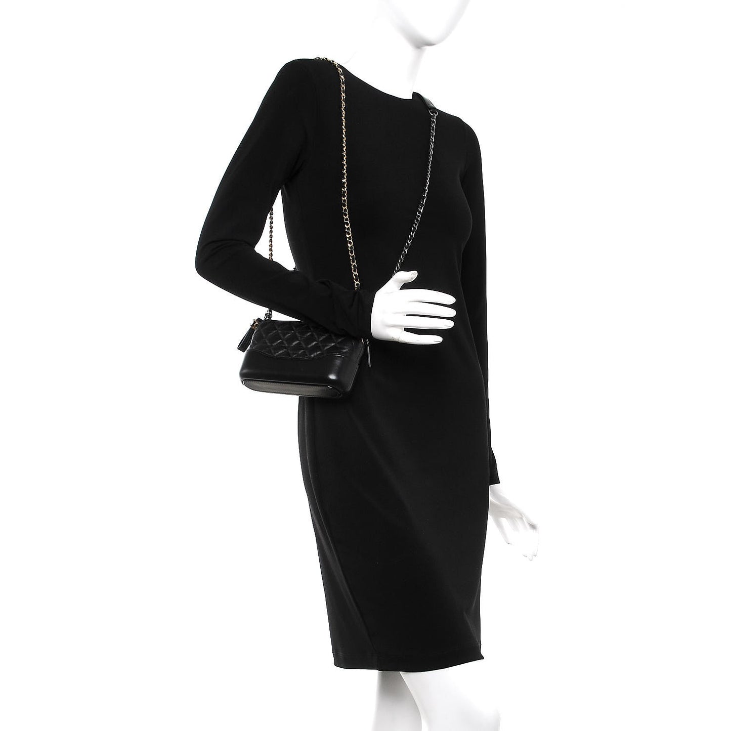 Aged Calfskin Quilted Small Gabrielle Clutch With Chain Black