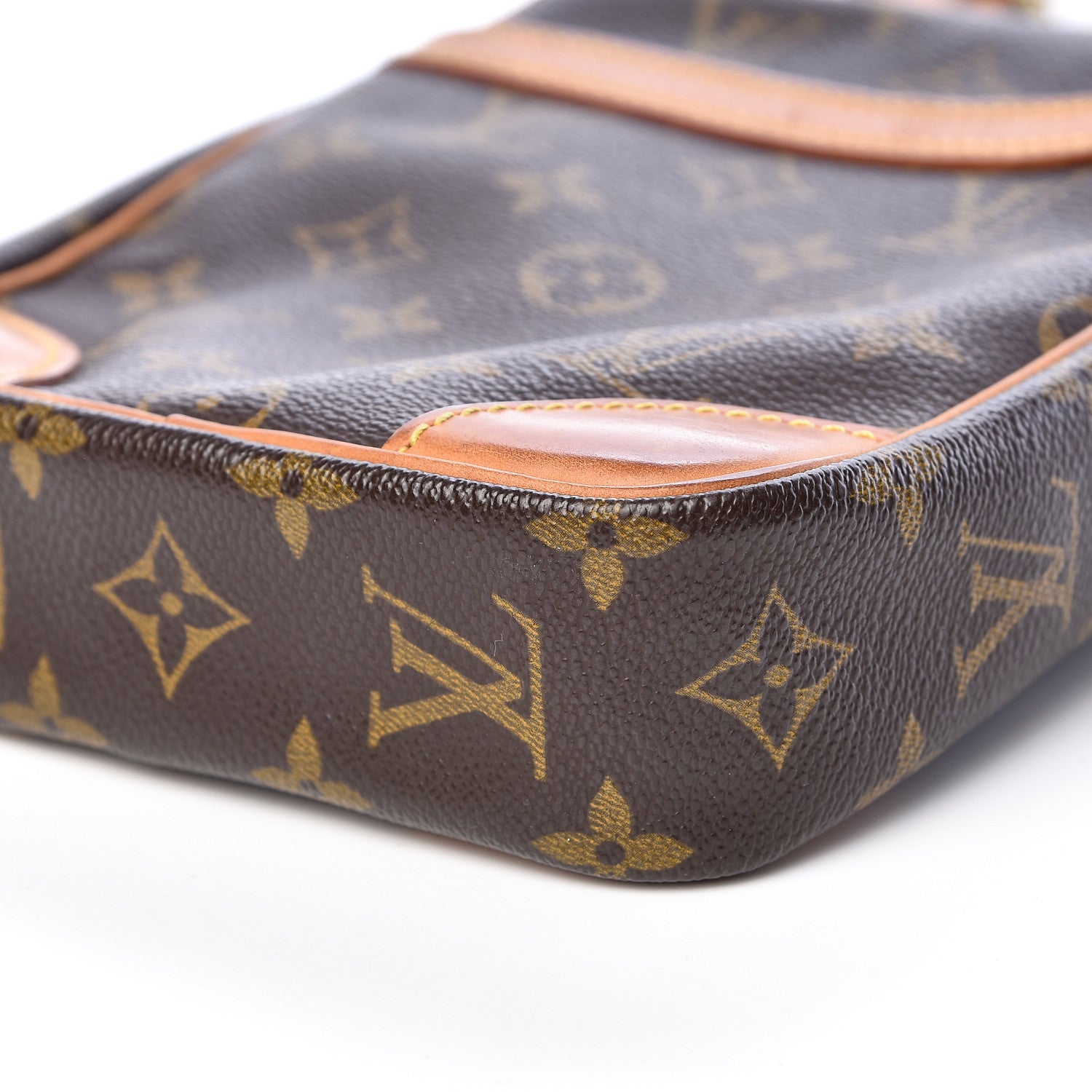 Louis Vuitton Monogram Danube 21 8 of 10