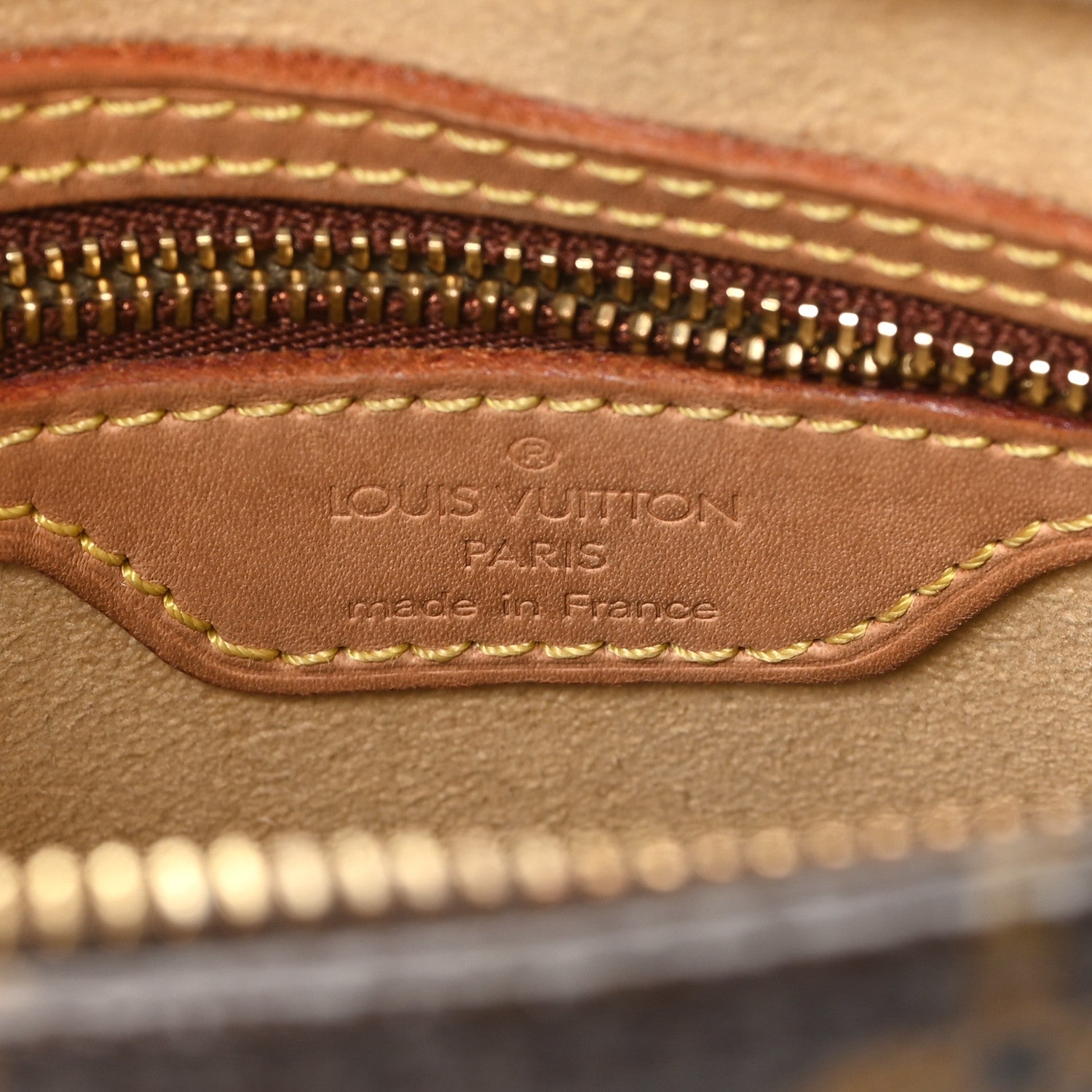 Louis Vuitton Monogram Looping MM 6 of 9