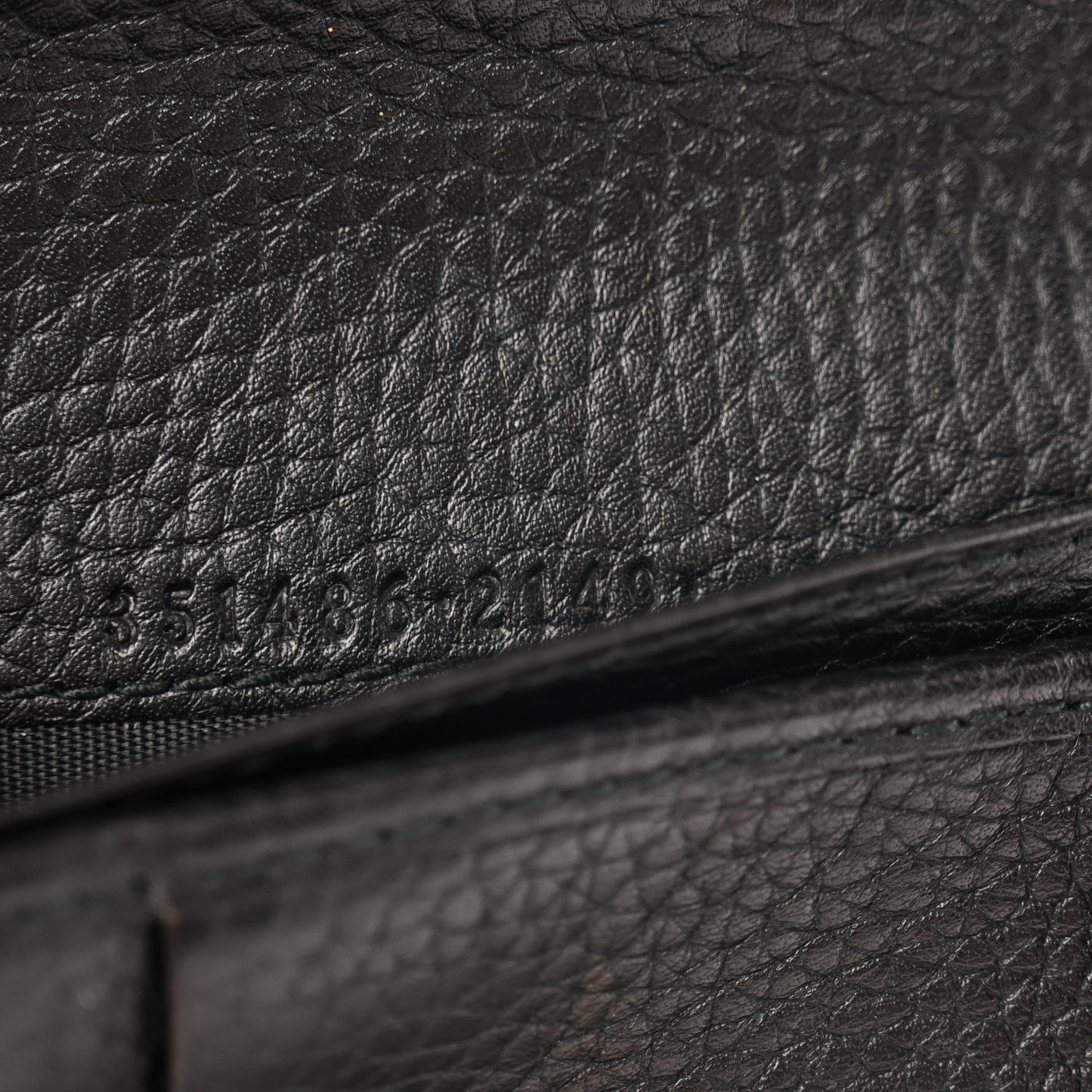 Pebbled Calfskin Medium Soho Zip Around Wallet Black