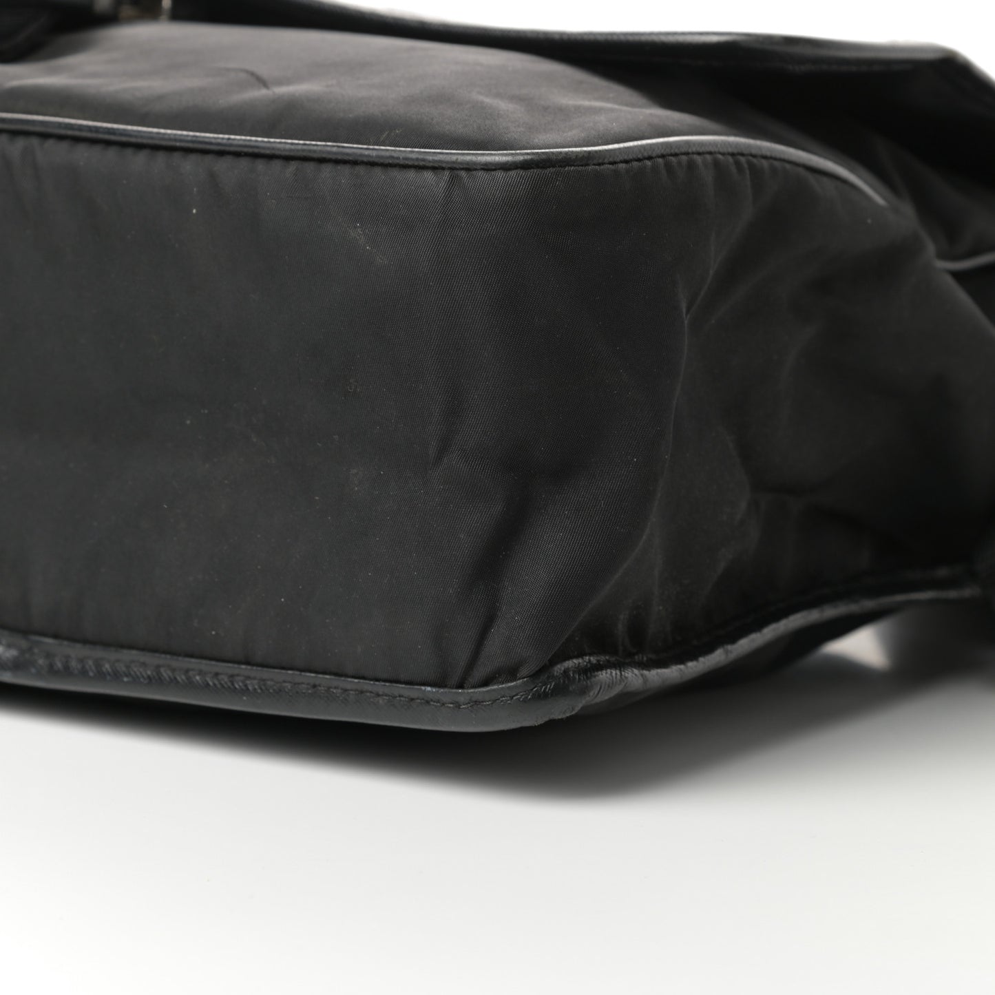 Tessuto Nylon Saffiano Messenger Satchel Black