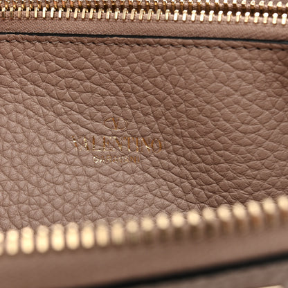 Valentino Garavani Pebbled Calfskin Rockstud Zip Around Wallet Poudre 7 of 10
