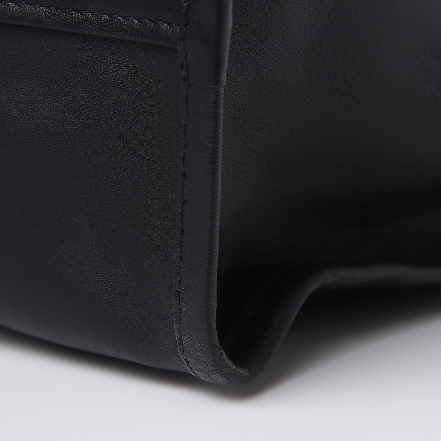 Agneau Medium Bazar Shopper Tote Black
