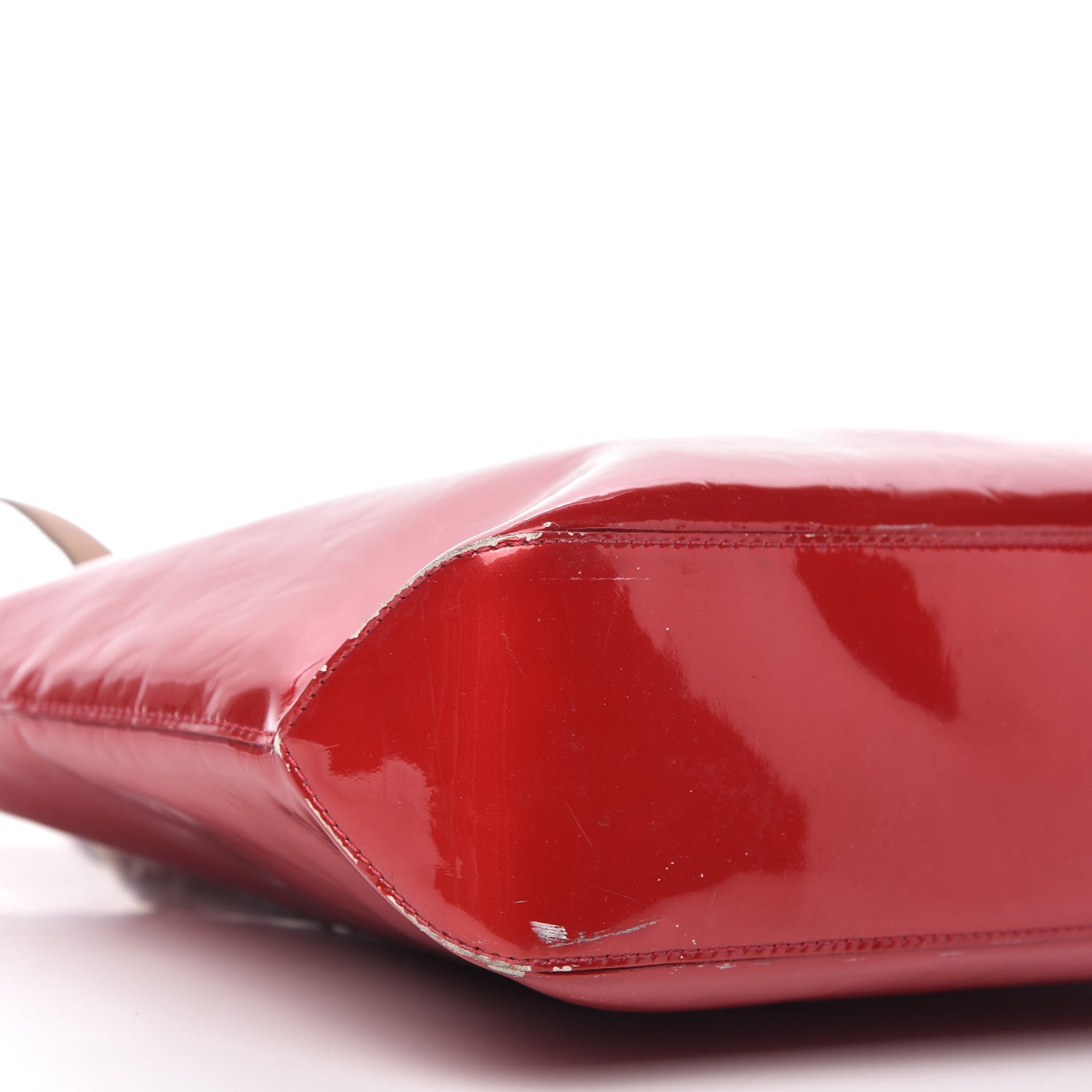 Louis Vuitton Vernis Brentwood Pomme D'Amour 6 of 12