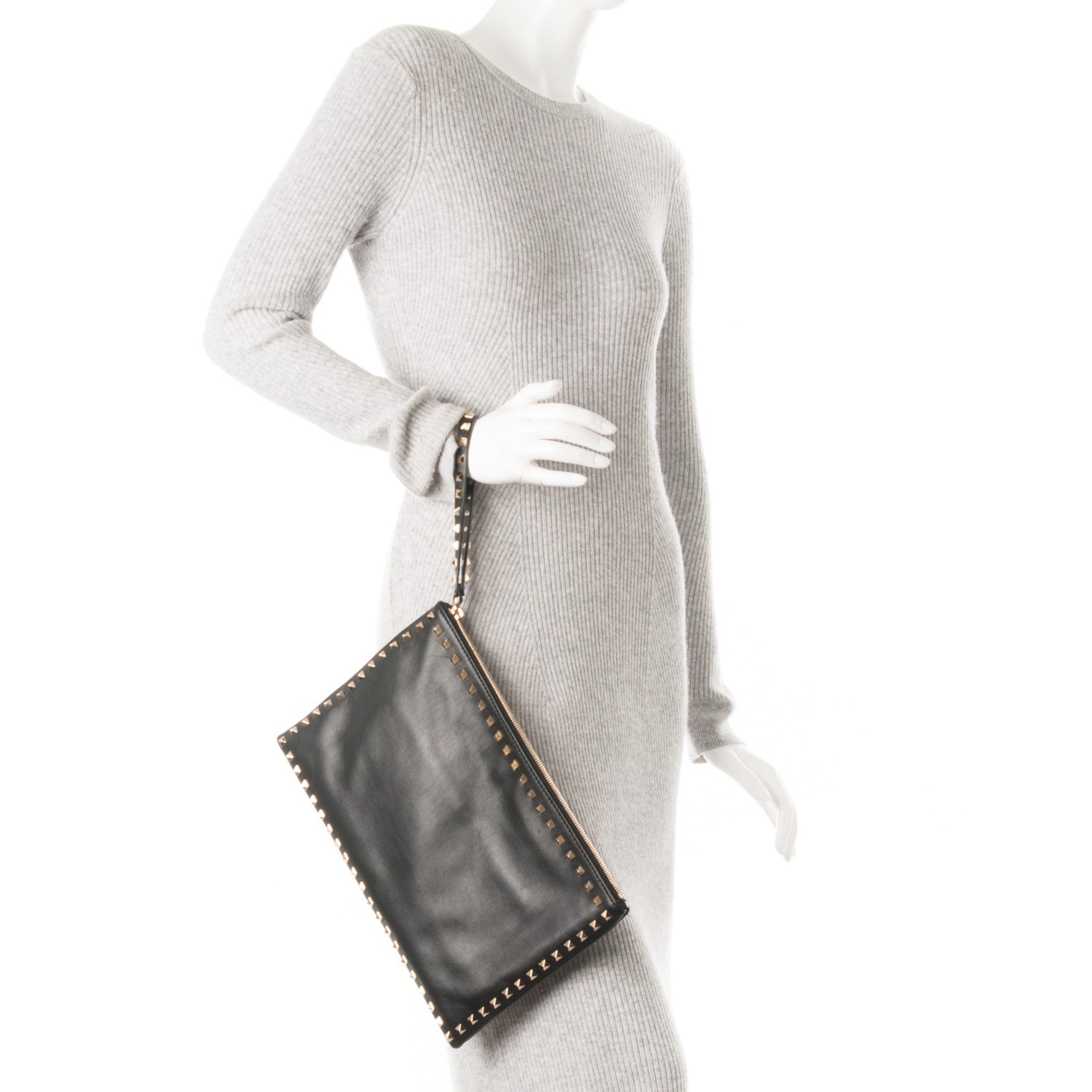 Valentino Garavani Vitello Large Rockstud Zip Wristlet Pouch Black 2 of 7