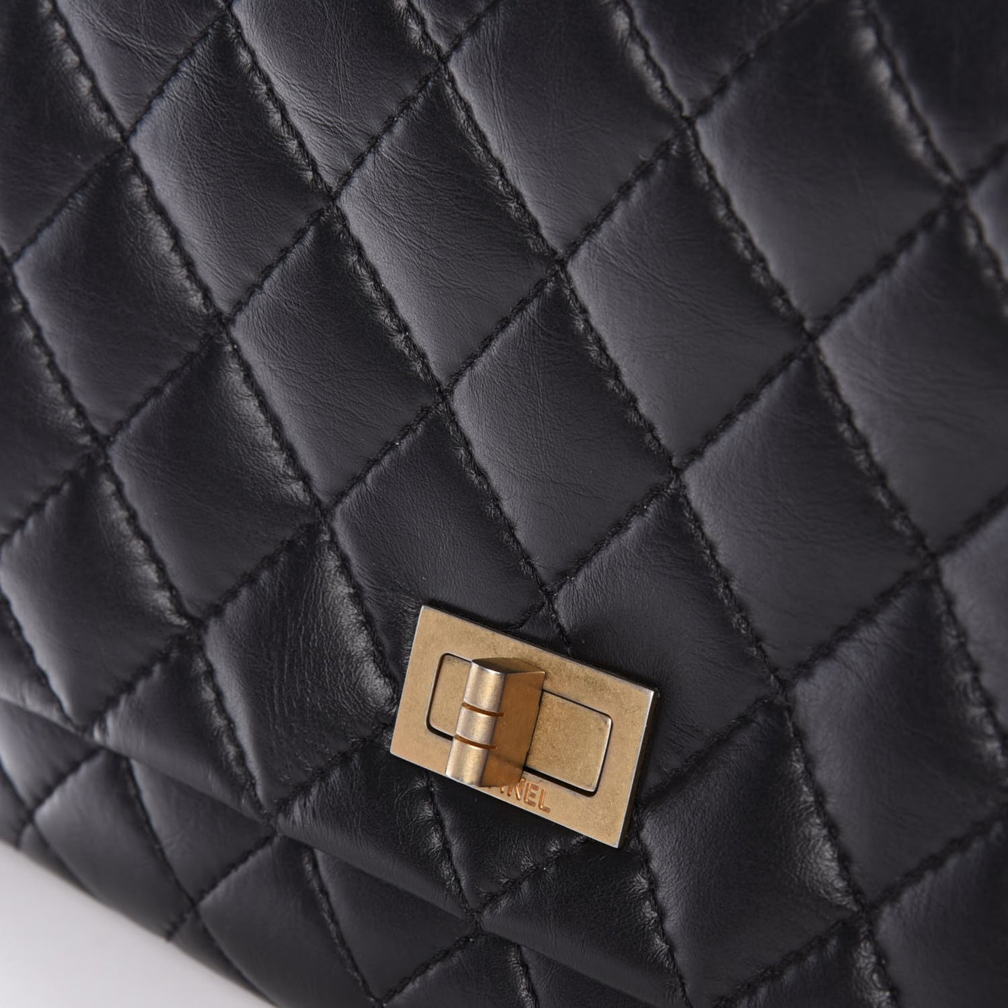 Aged Calfskin Quilted Reissue 2.55 Clutch Black